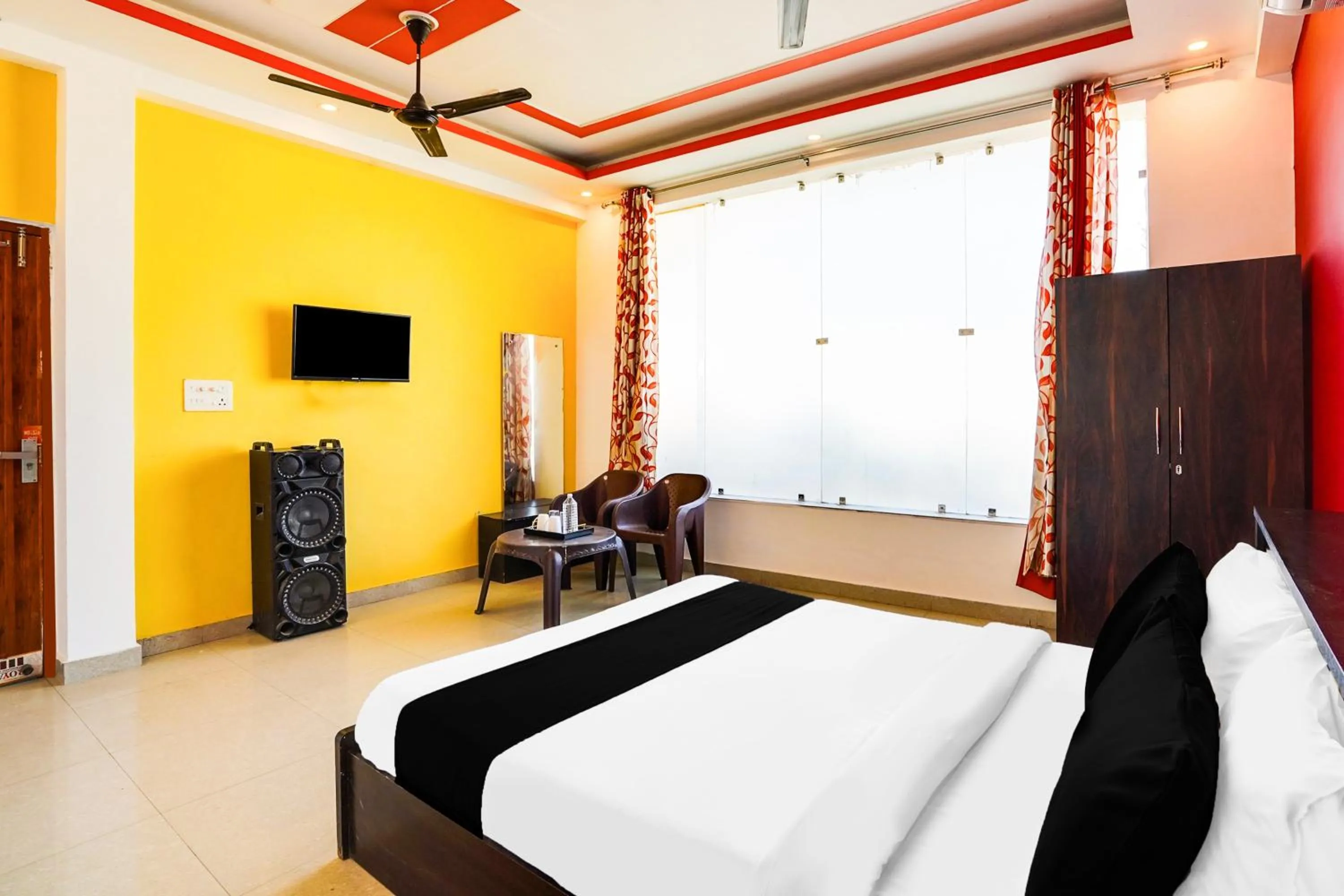 Bedroom in Hotel O Kedarpuram Near Doon University