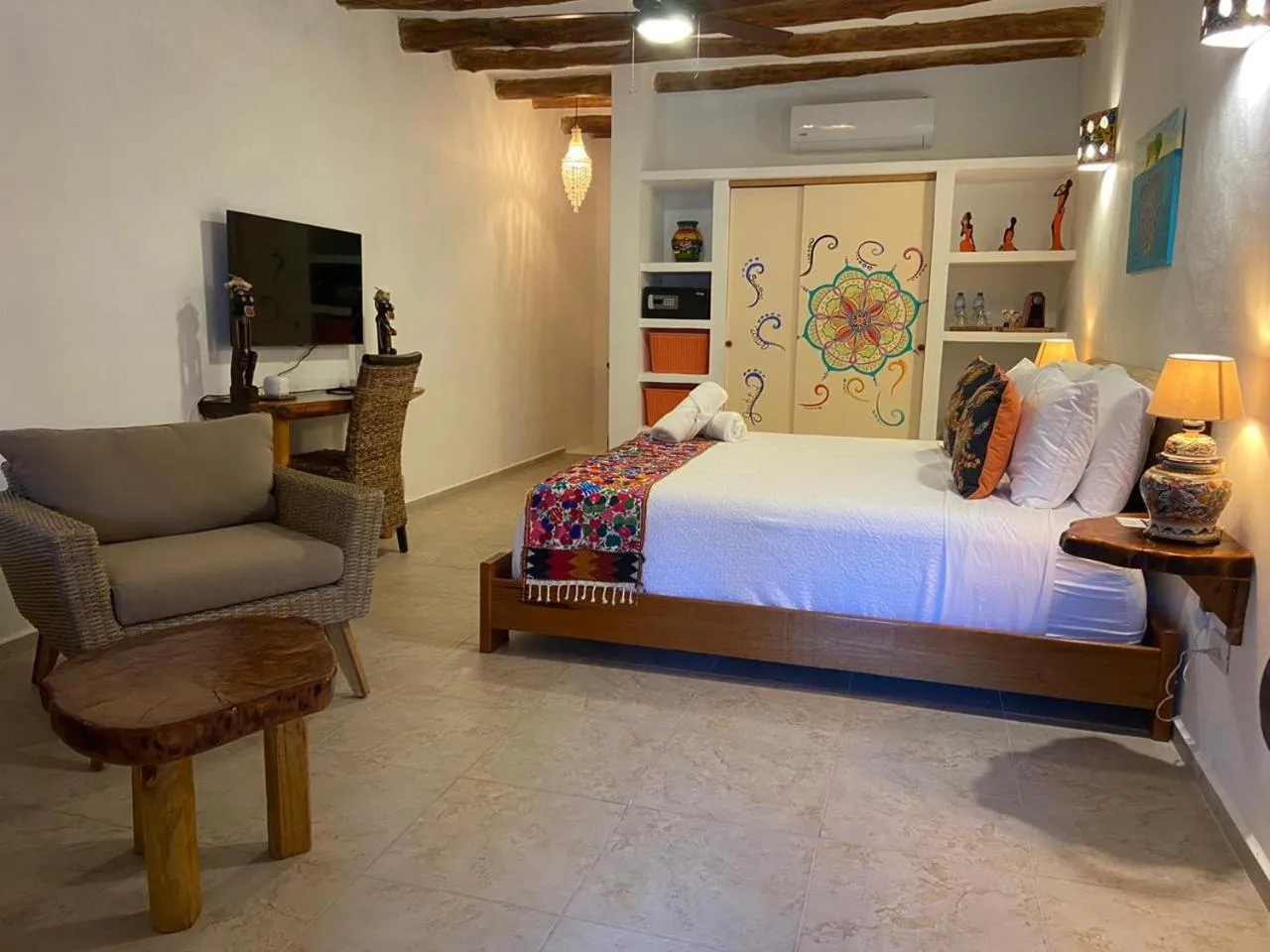 Bed in Casa Hridaya Hotel Boutique