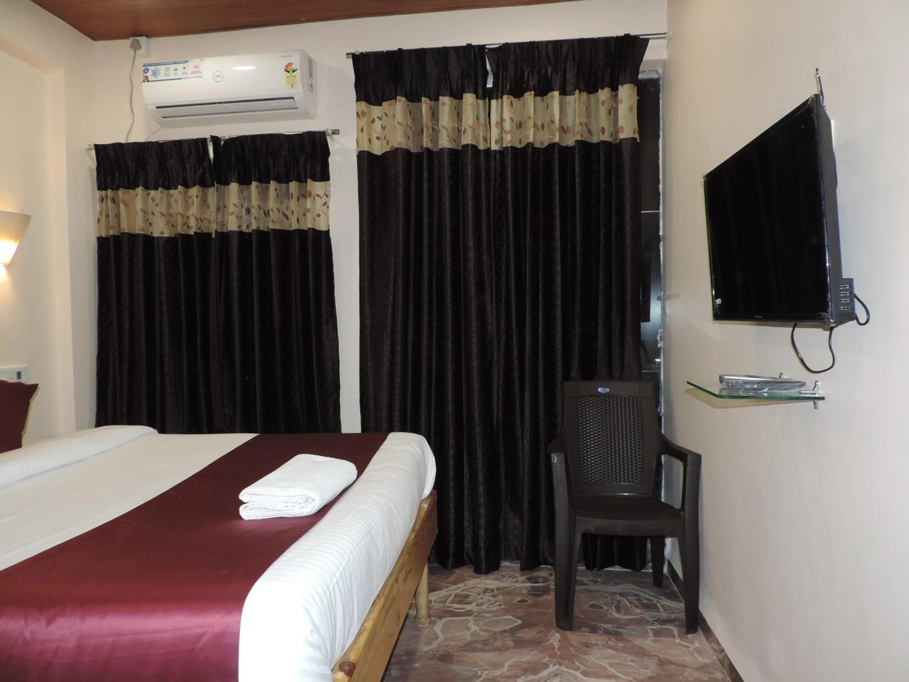 Bed in Punest Hospitality