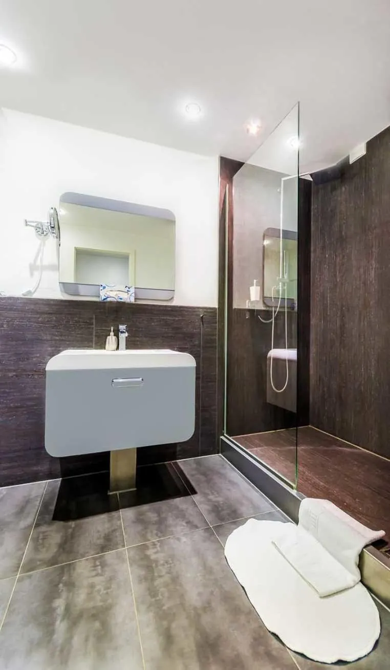 Bathroom in Designhotel Youngstar
