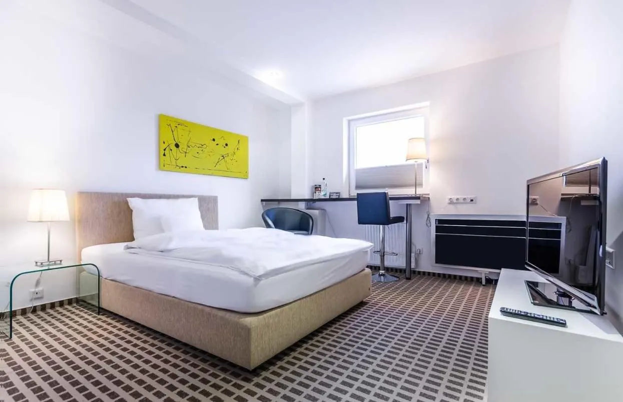 Photo of the whole room, Bed in Designhotel Youngstar