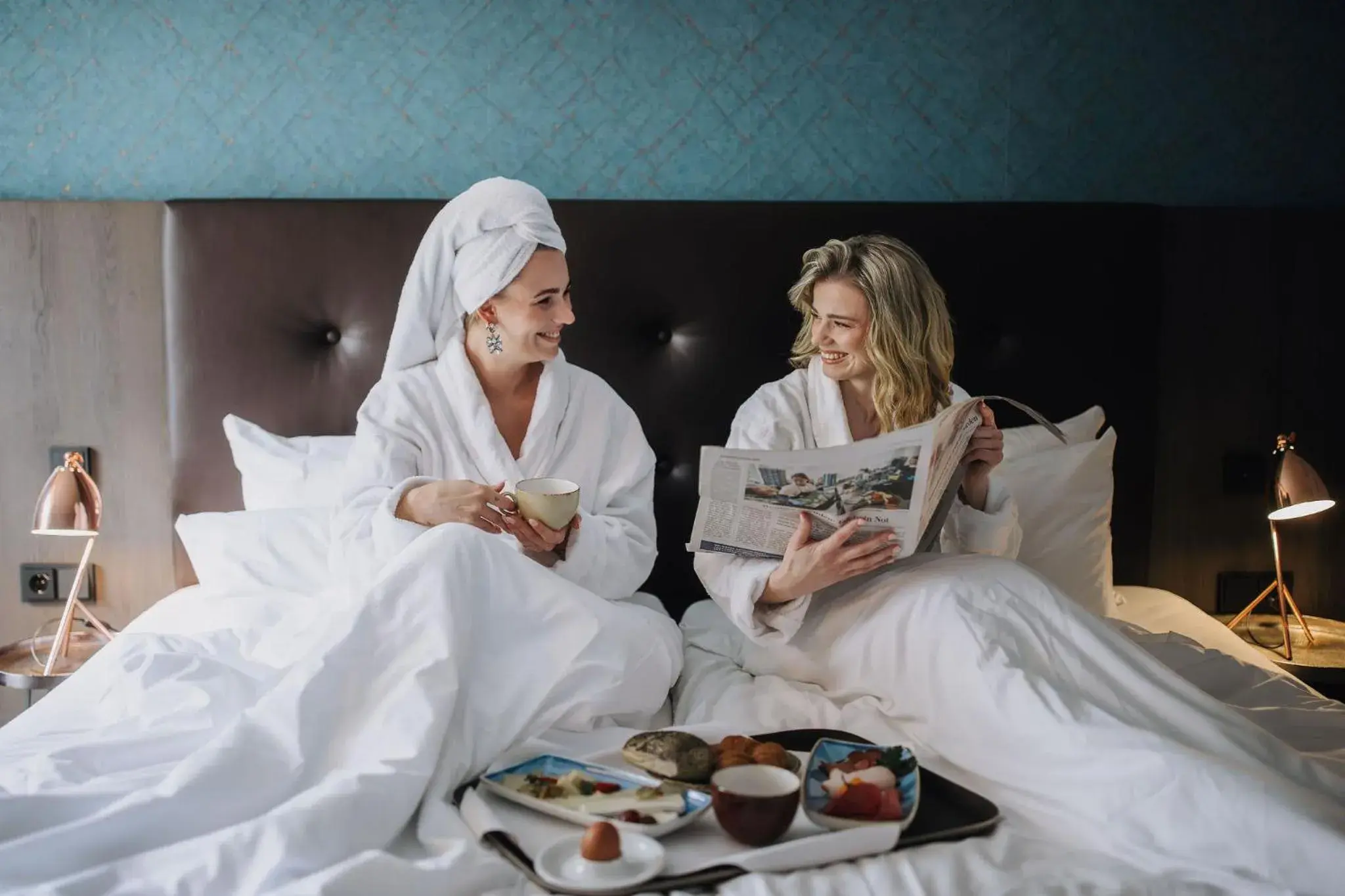 Bedroom, Bed in Holiday Inn Lübeck by IHG Bedroom, Bed in Holiday Inn Lübeck by IHG