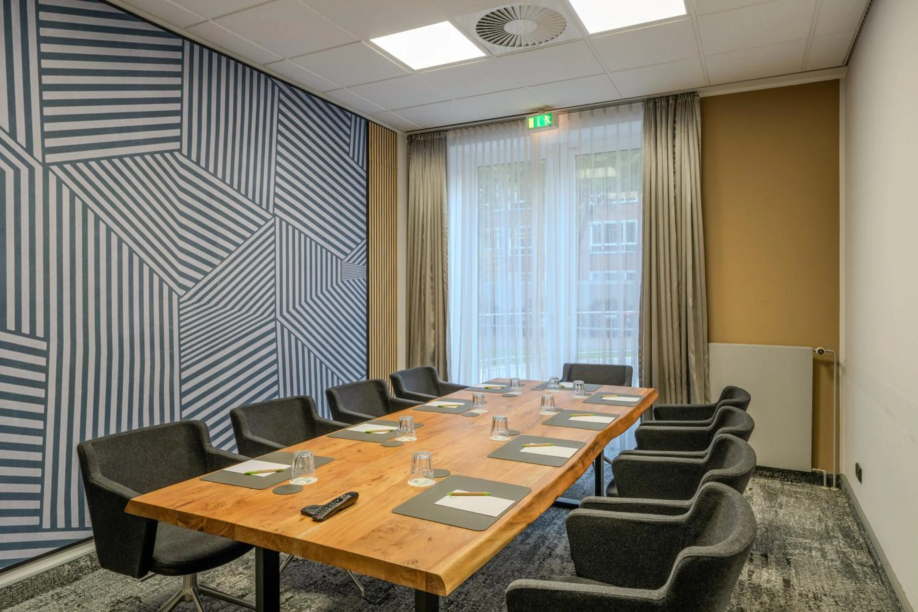 Meeting/conference room in Holiday Inn Lübeck by IHG