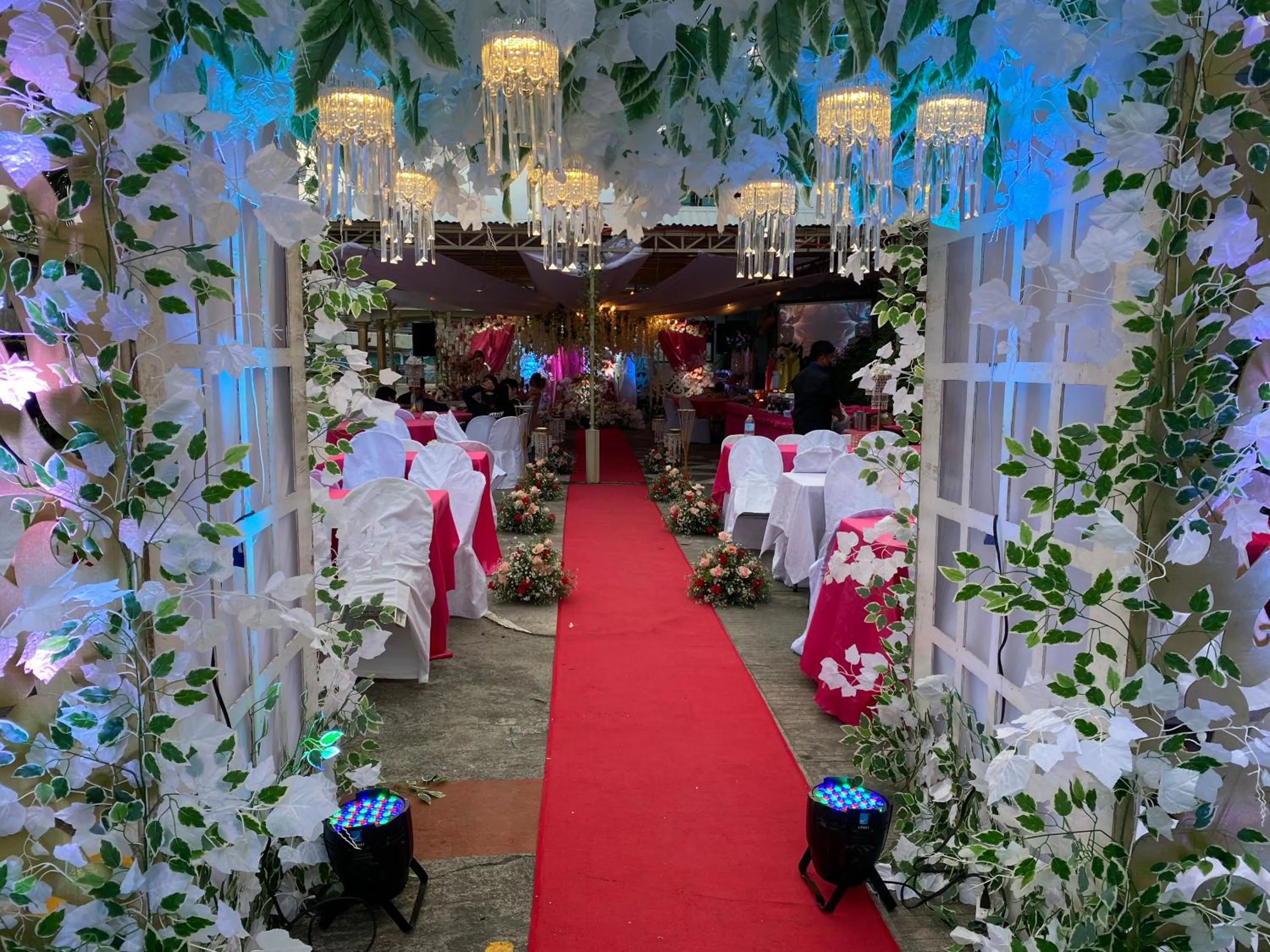 Banquet/Function facilities in S and M Hotel Inc.