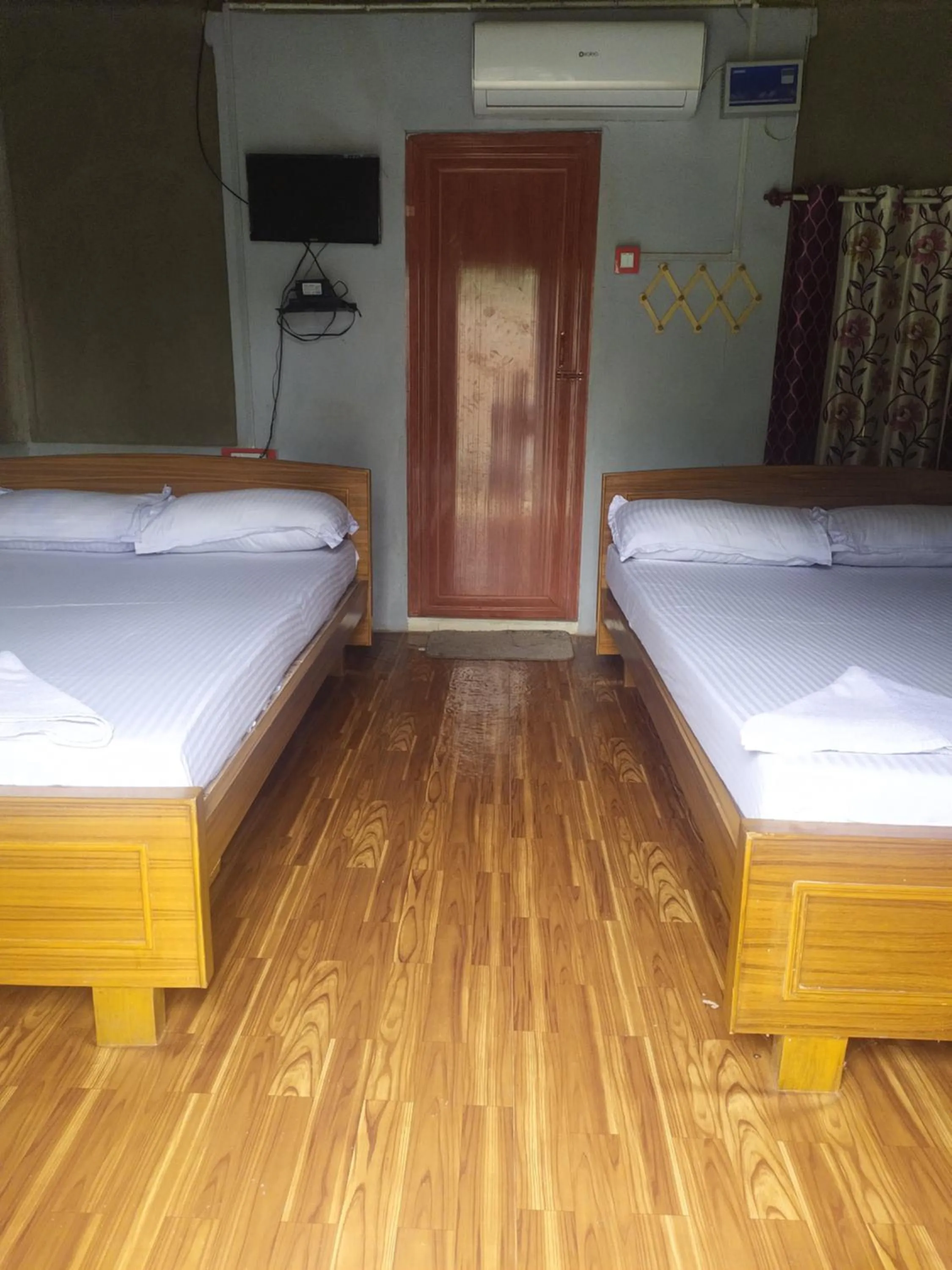 Bed in sundarban jungle mahal resort