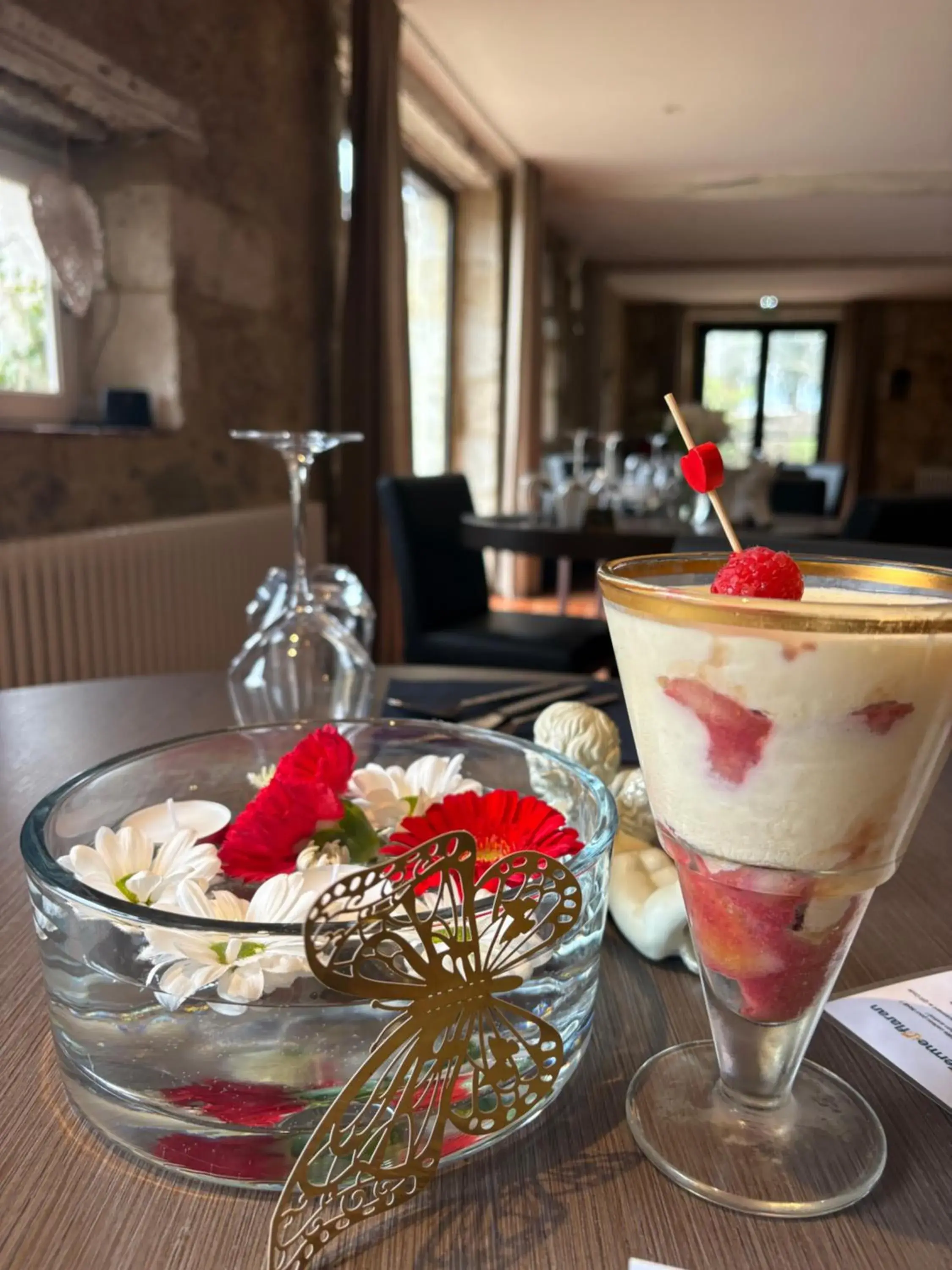 Restaurant/places to eat in Logis Hôtel La Ferme de Flaran Restaurant/places to eat in Logis Hôtel La Ferme de Flaran