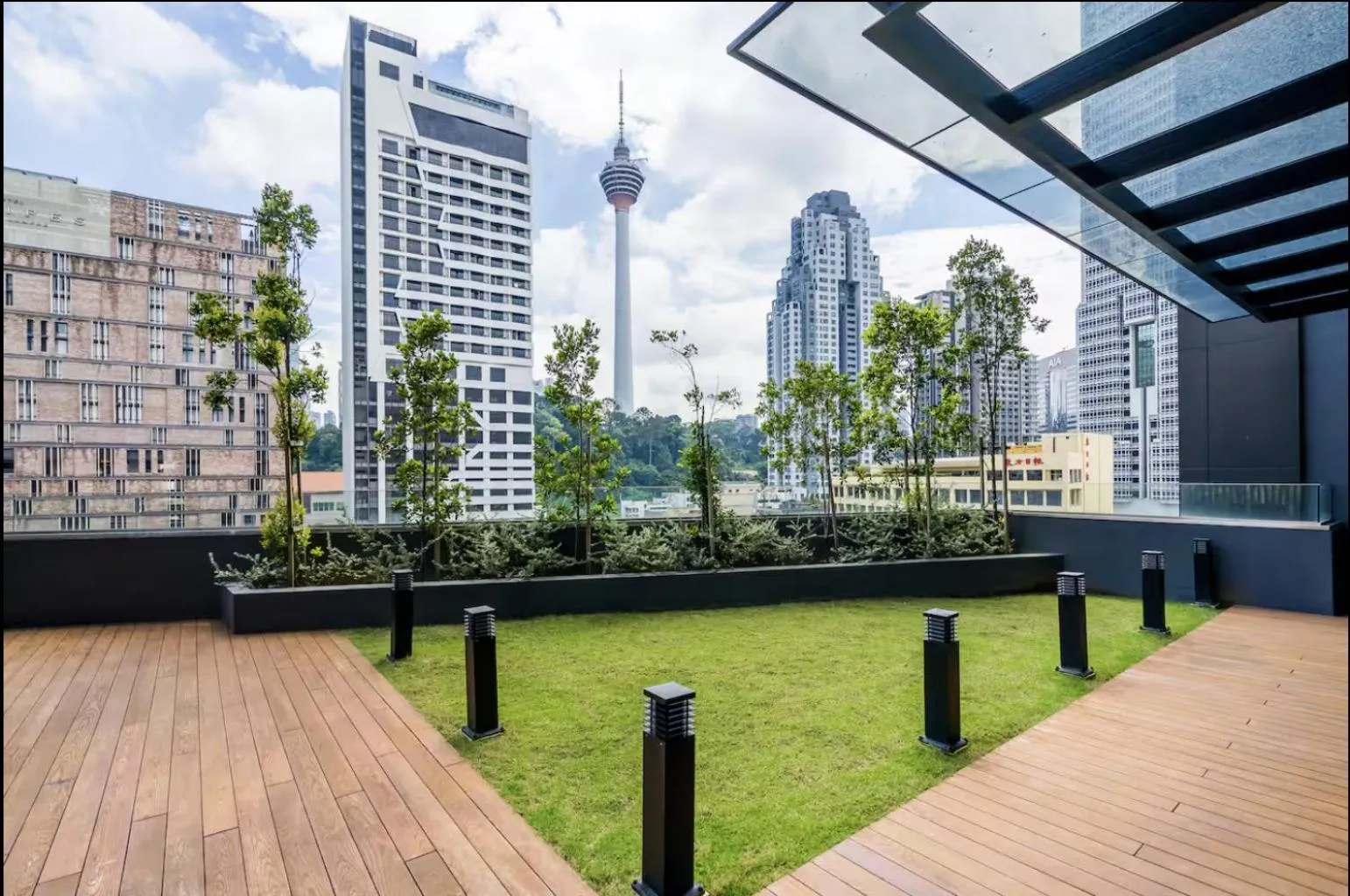 Anggun Residence By Sleepy Bear