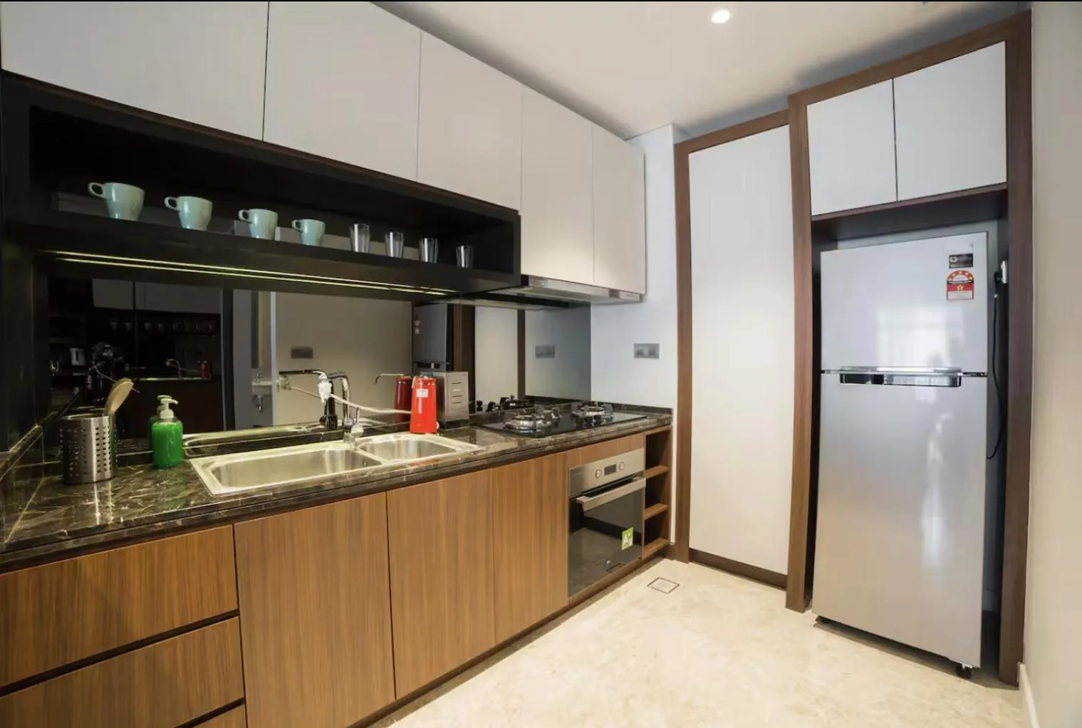 Anggun Residence By Sleepy Bear