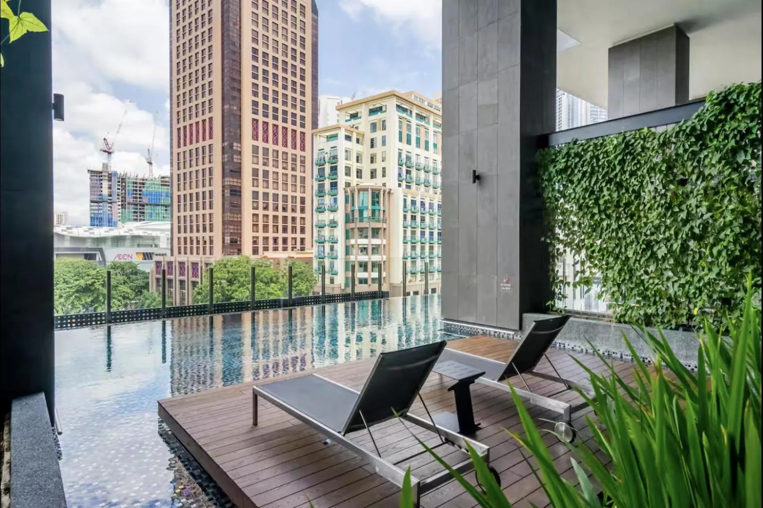 Anggun Residence By Sleepy Bear