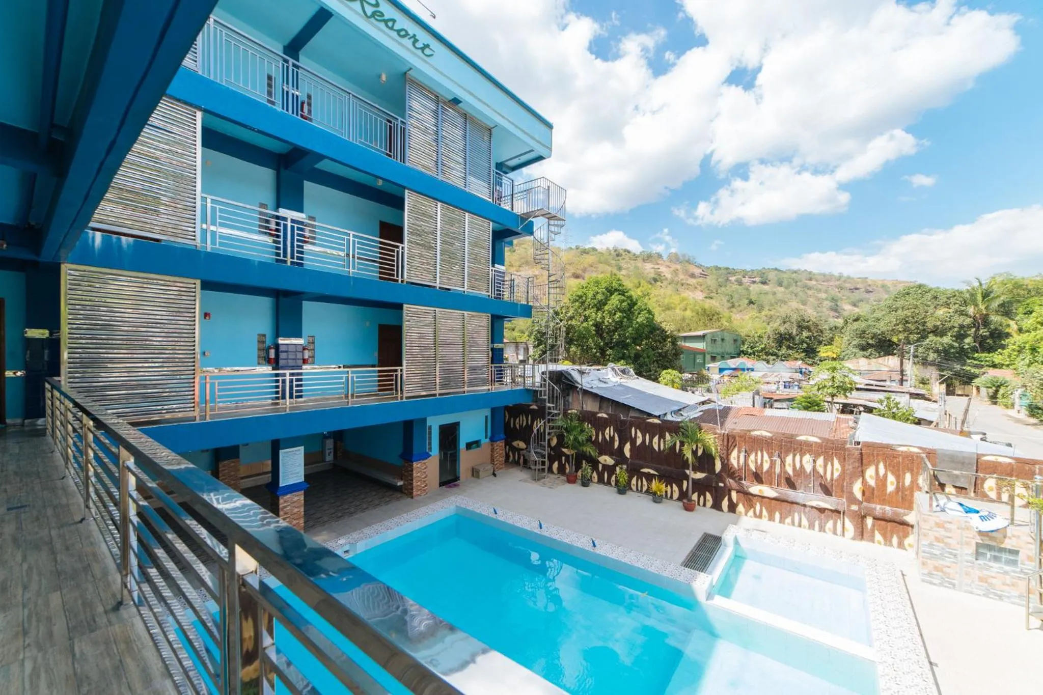 Swimming pool in RedDoorz Premium @ Casa Ghilda Resort Olongapo City