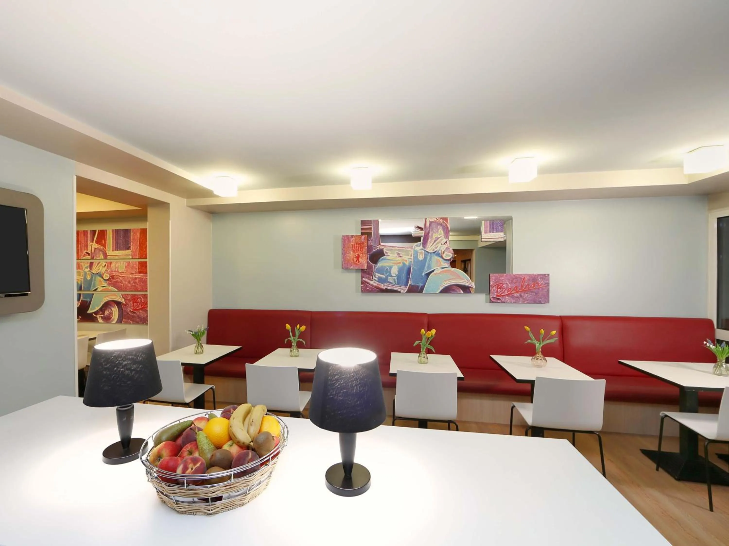 Photo of the whole room in B&B Hotel Berlin Genshagen-Süd