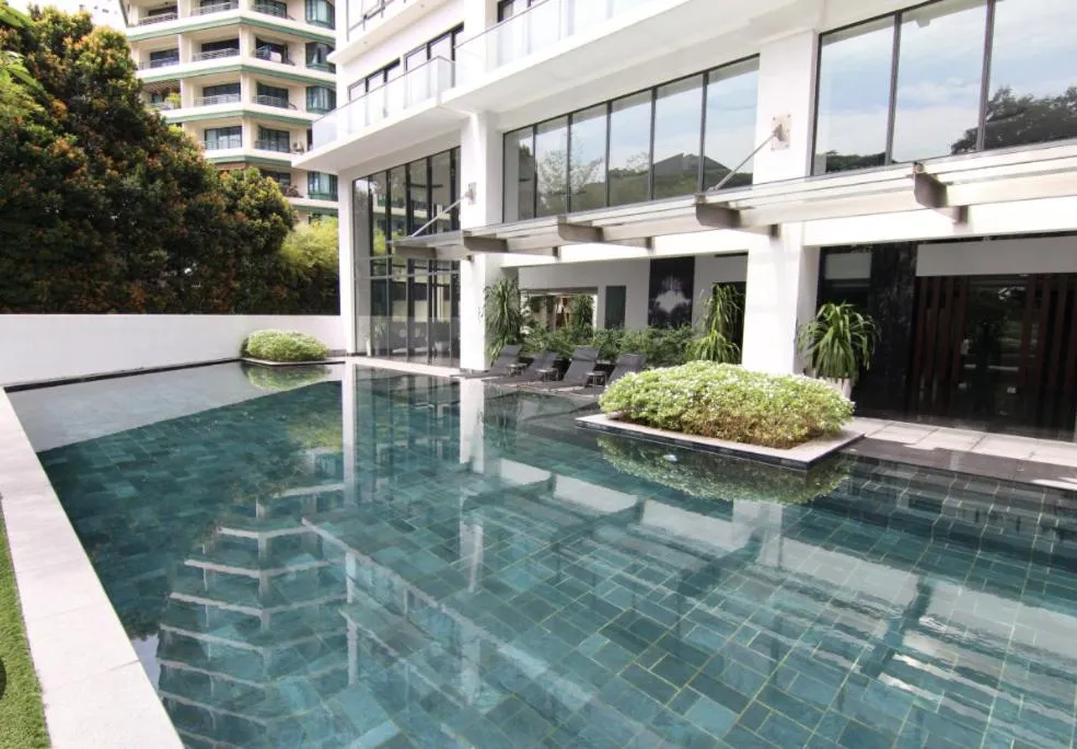 Ken Bangsar By Sleepy Bear