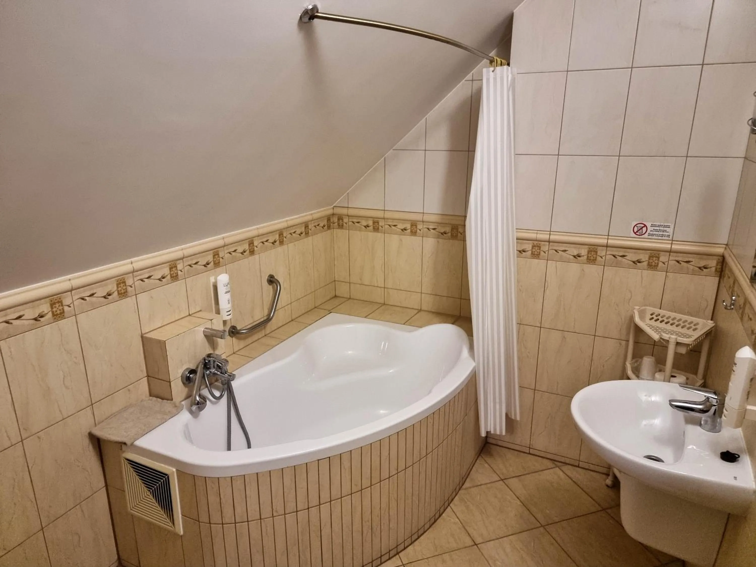 Bathroom in Hotel Hesperus