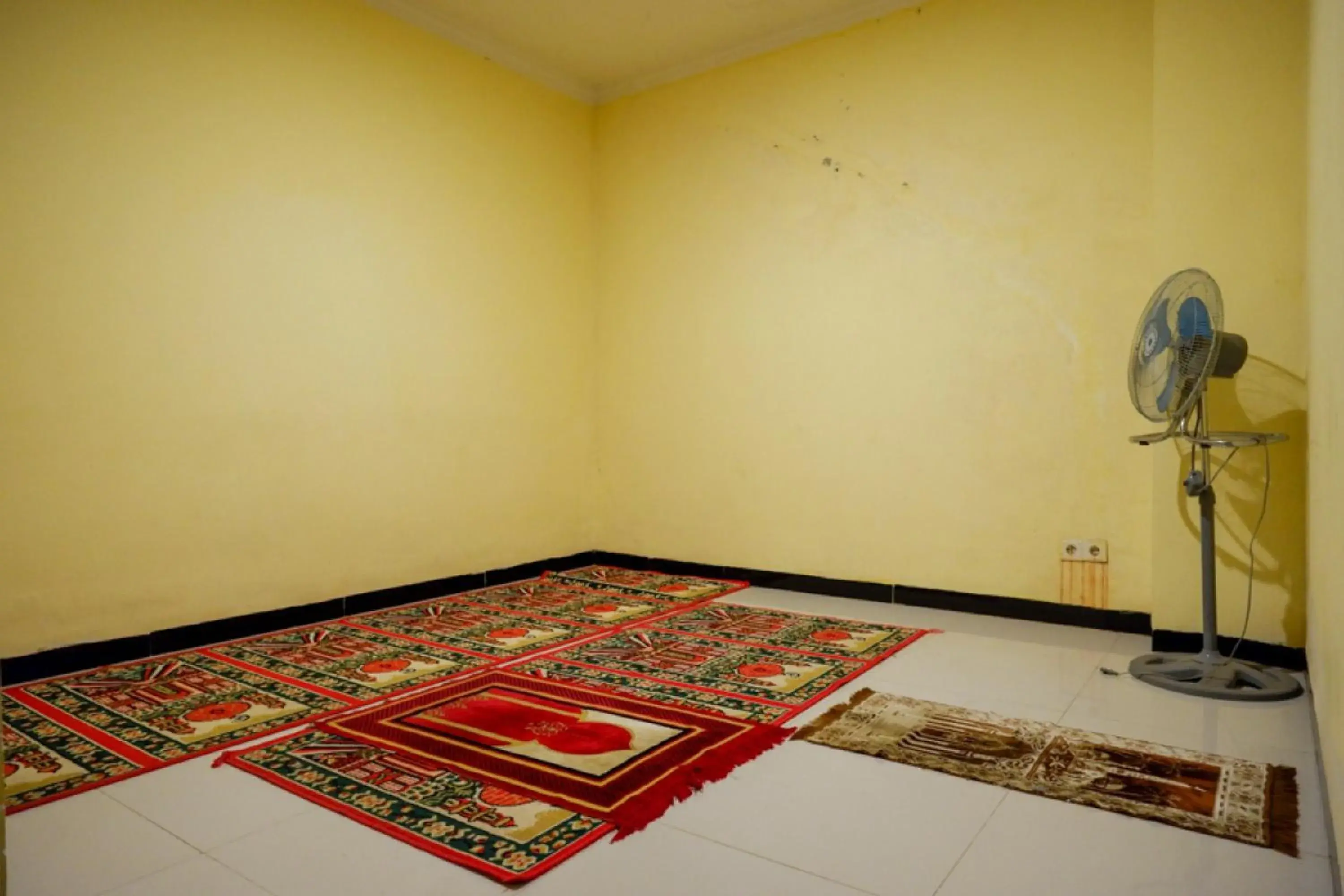 RedDoorz near Citraland Waterpark Kendari RedDoorz near Citraland Waterpark Kendari