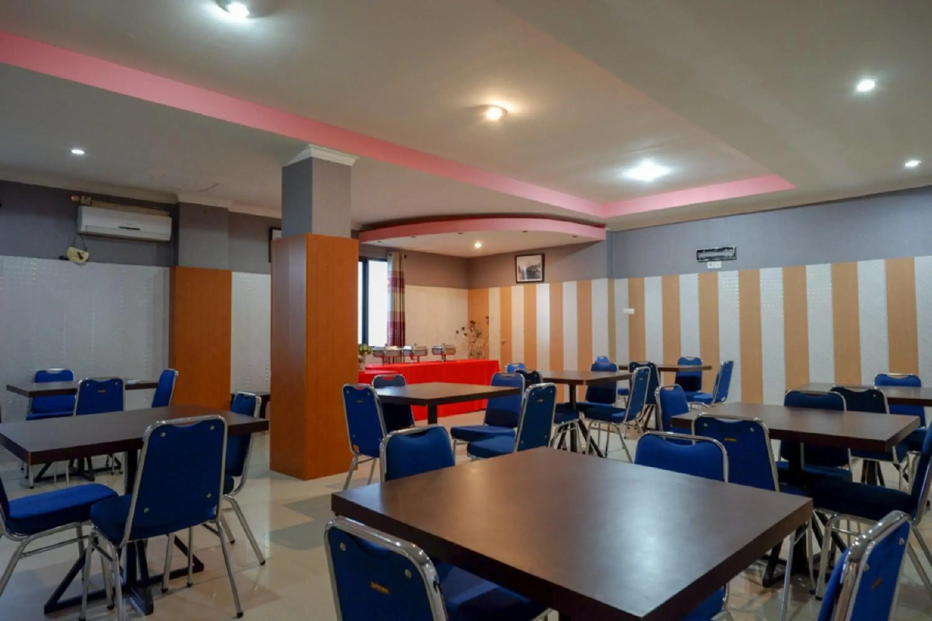 RedDoorz near Citraland Waterpark Kendari RedDoorz near Citraland Waterpark Kendari