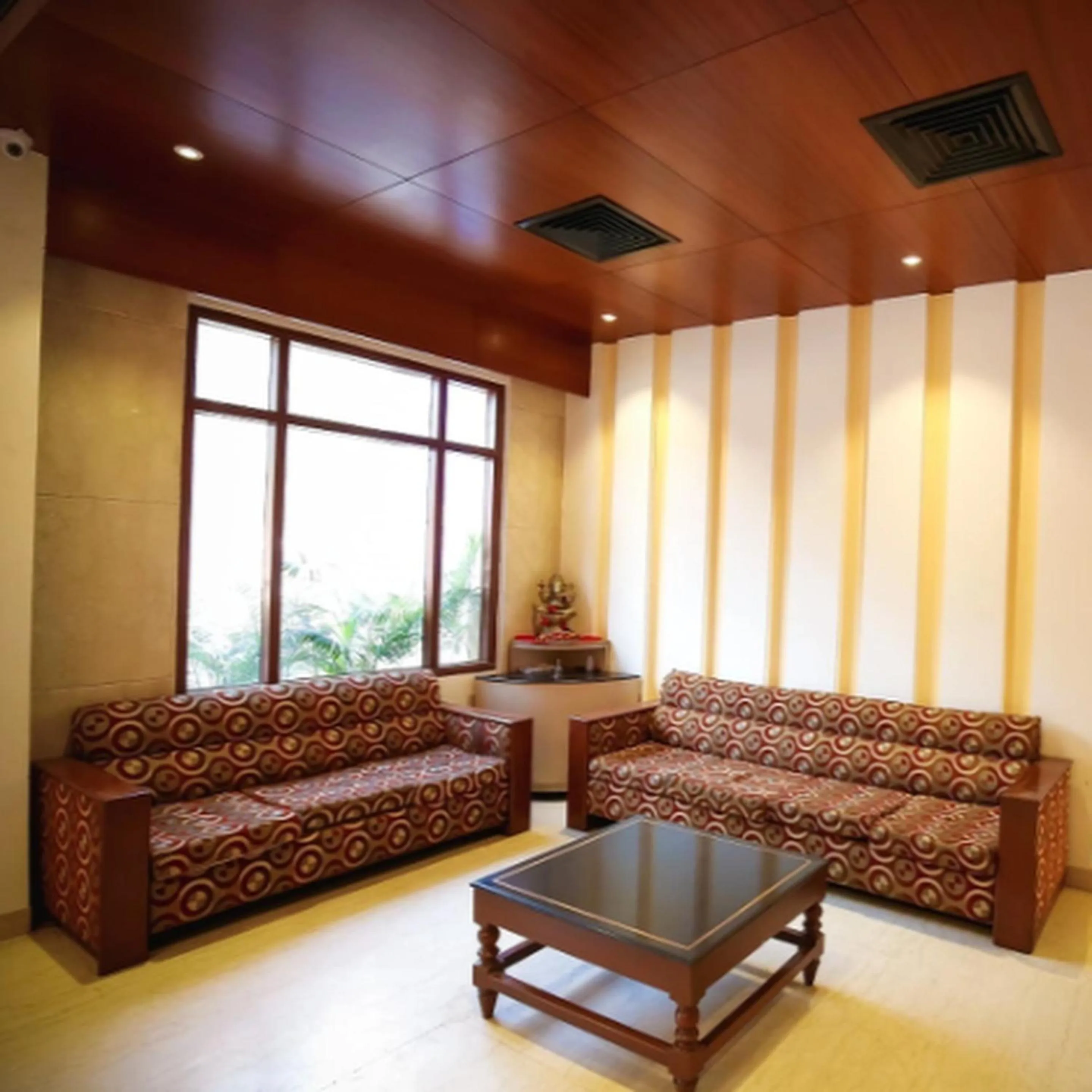 Lobby or reception in Regency Square Hotel