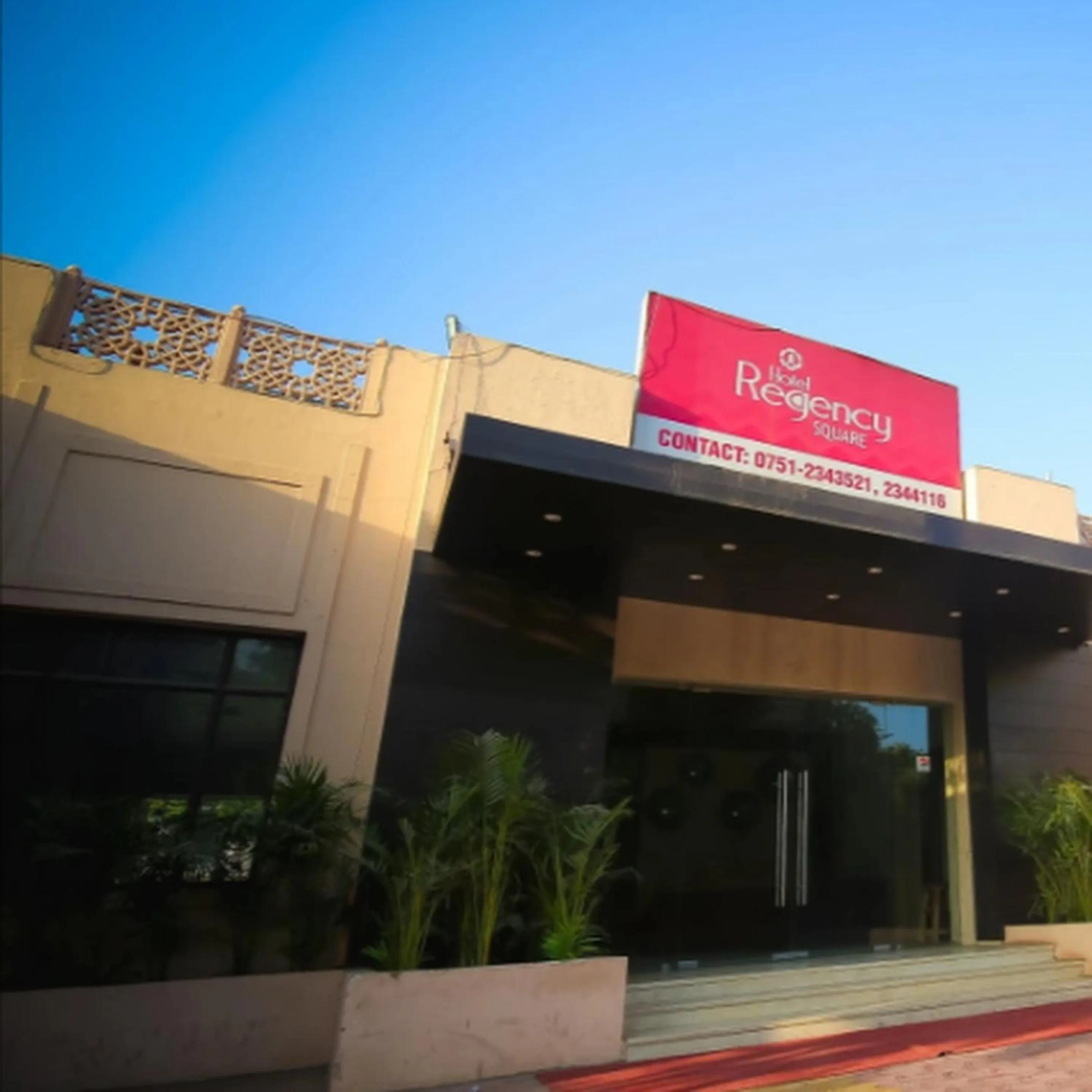 Facade/entrance in Regency Square Hotel