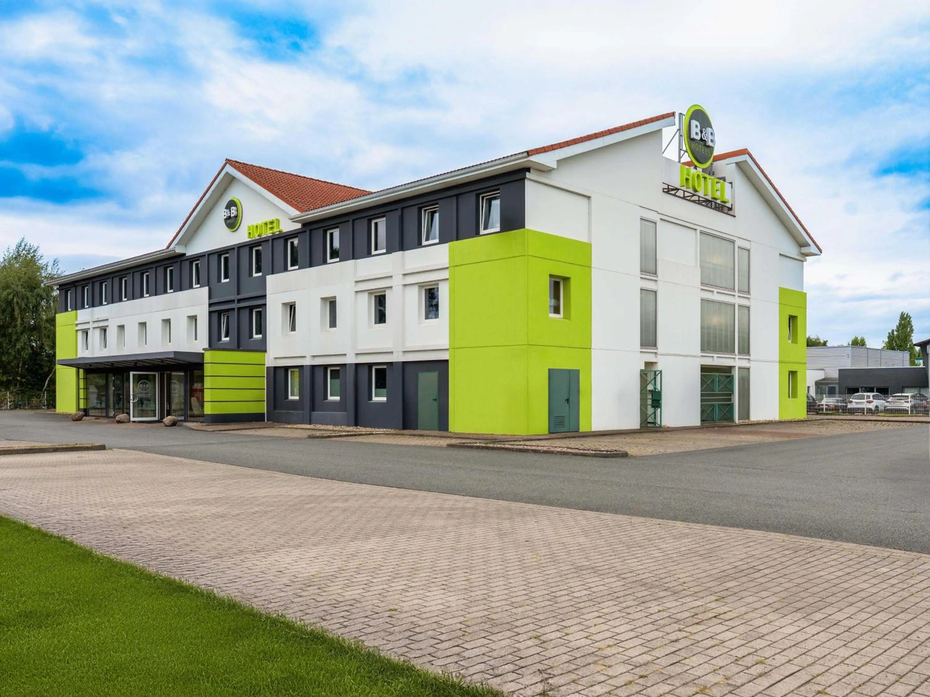 Property building in B&B Hotel Hannover-Nord