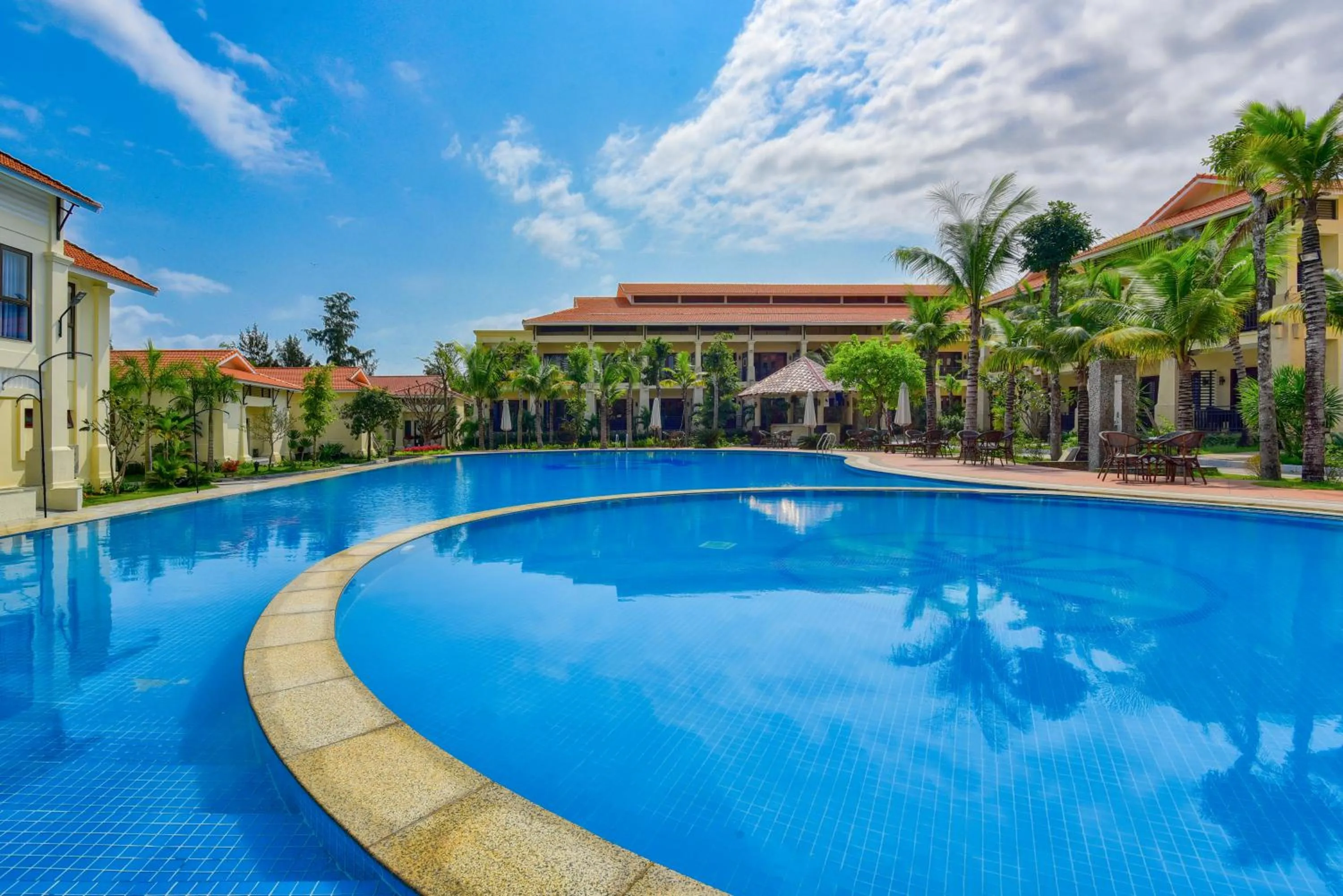 Property building in MANLI Resort Quảng Bình