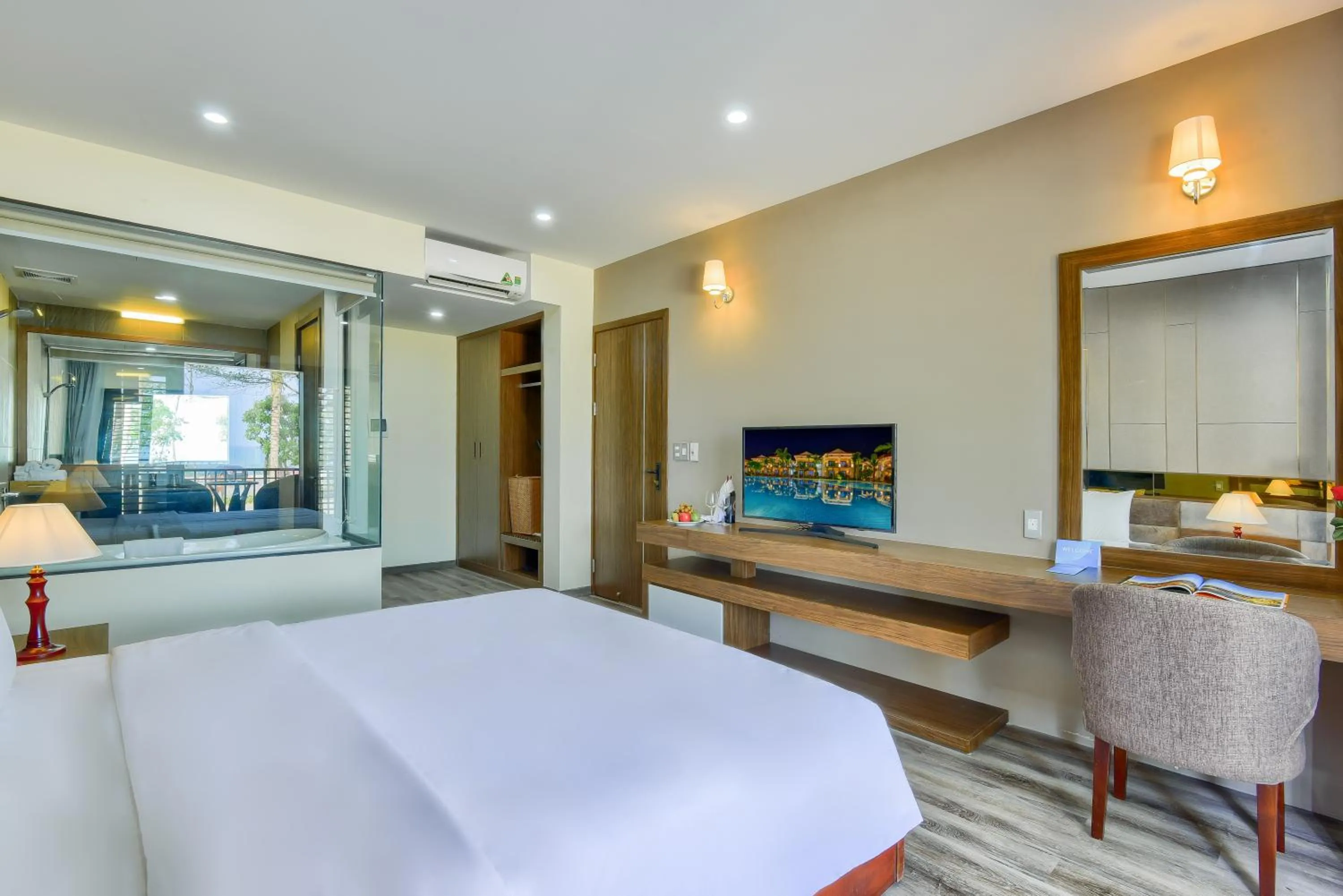 Photo of the whole room, Bed in MANLI Resort Quảng Bình