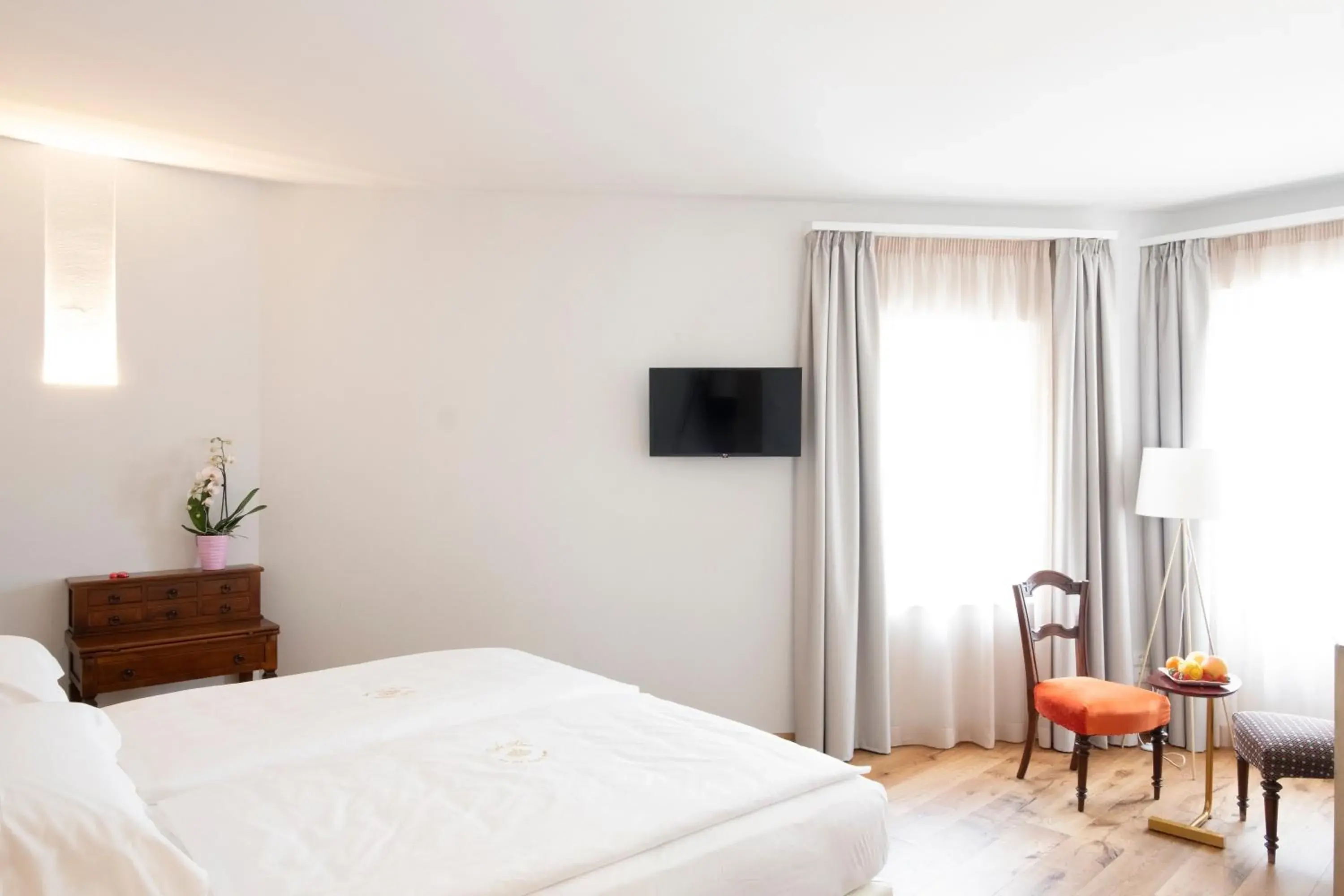 Double Room with Mountain View - single occupancy in Corte Alma Spa and Luxury Home Double Room with Mountain View - single occupancy in Corte Alma Spa and Luxury Home