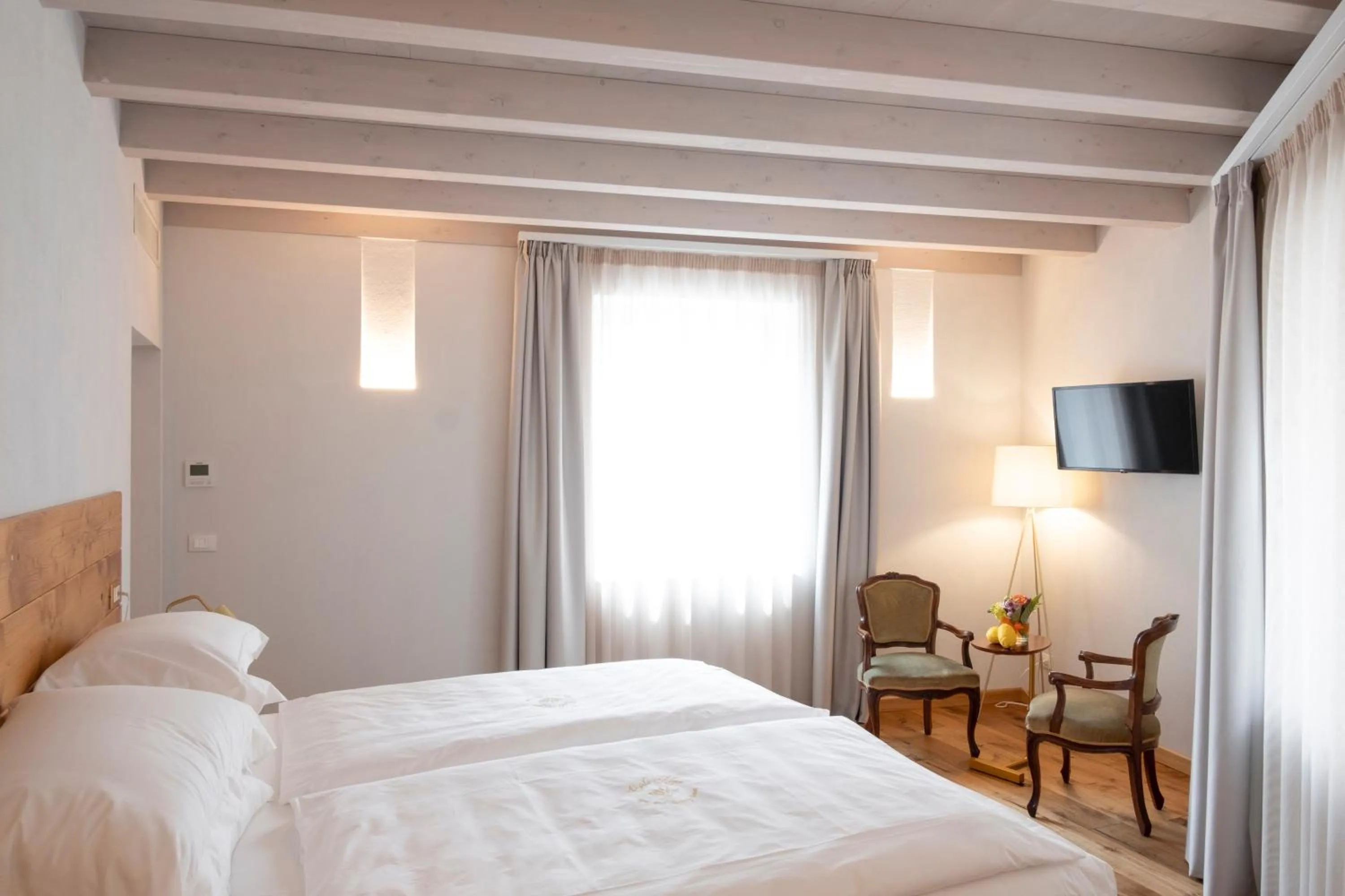 Bedroom, Bed in Corte Alma Spa and Luxury Home