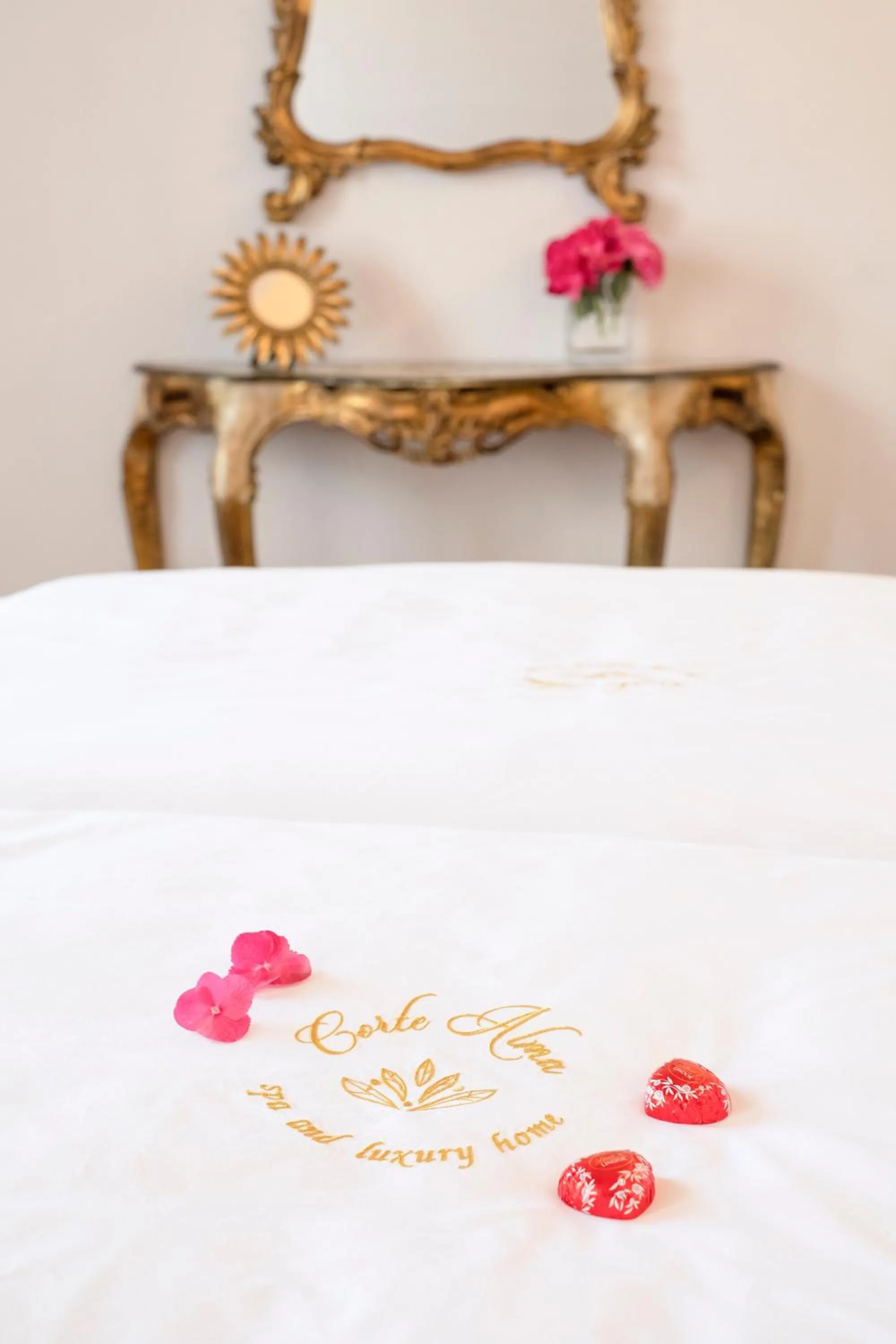 Decorative detail, Bed in Corte Alma Spa and Luxury Home