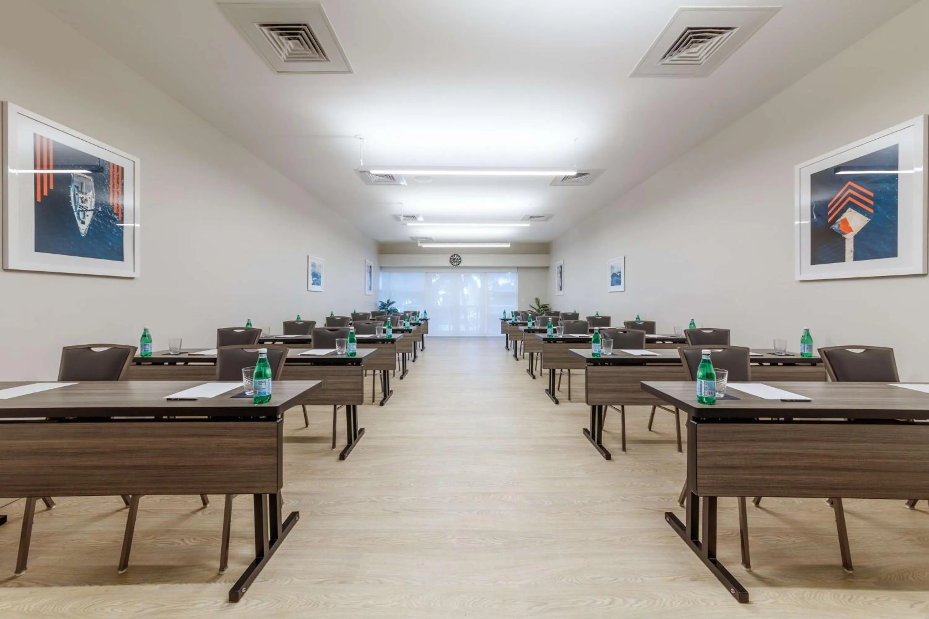 Meeting/conference room in Hotel Maren Fort Lauderdale Beach, Curio Collection By Hilton