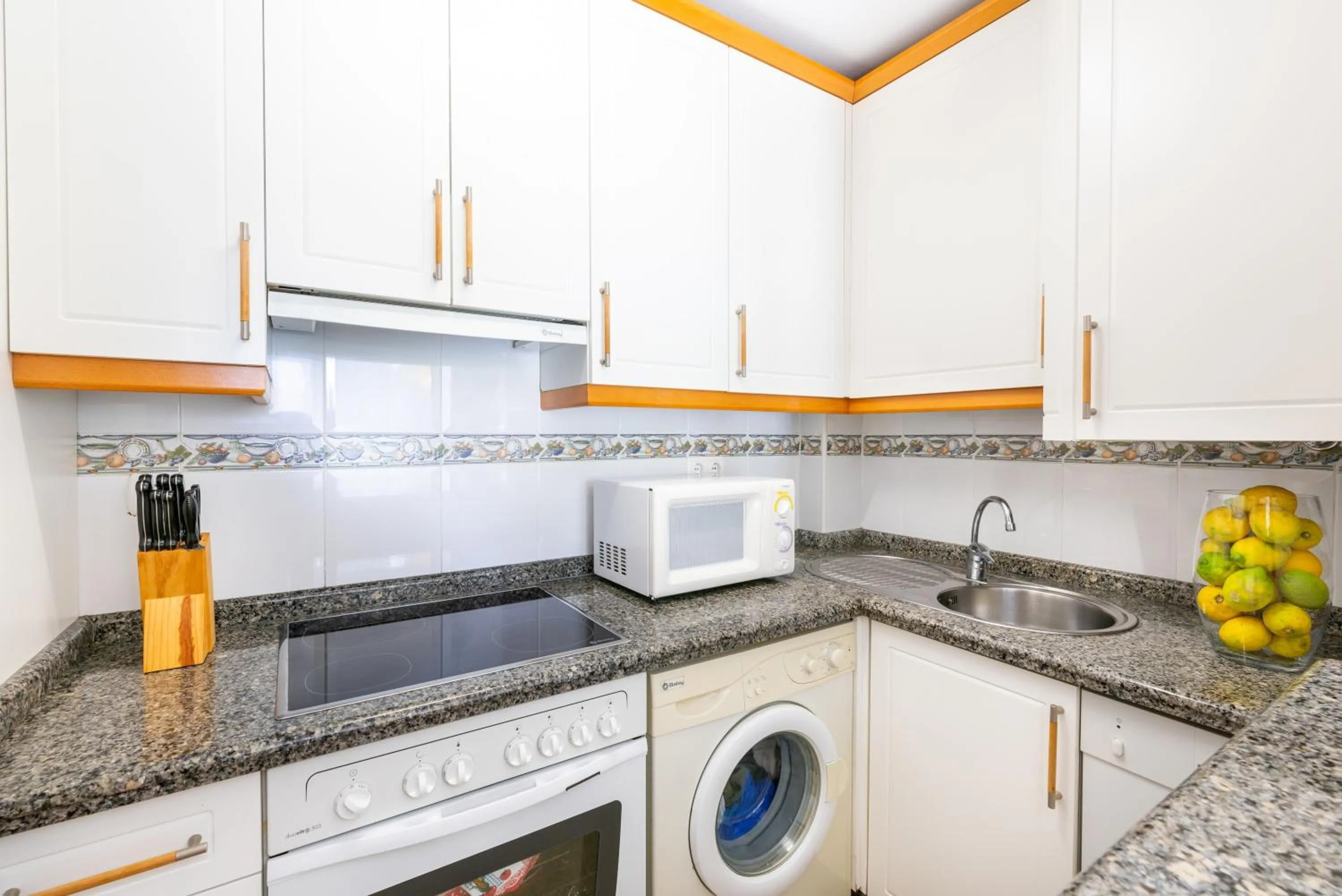 Kitchen or kitchenette in Colina del Bajondillo