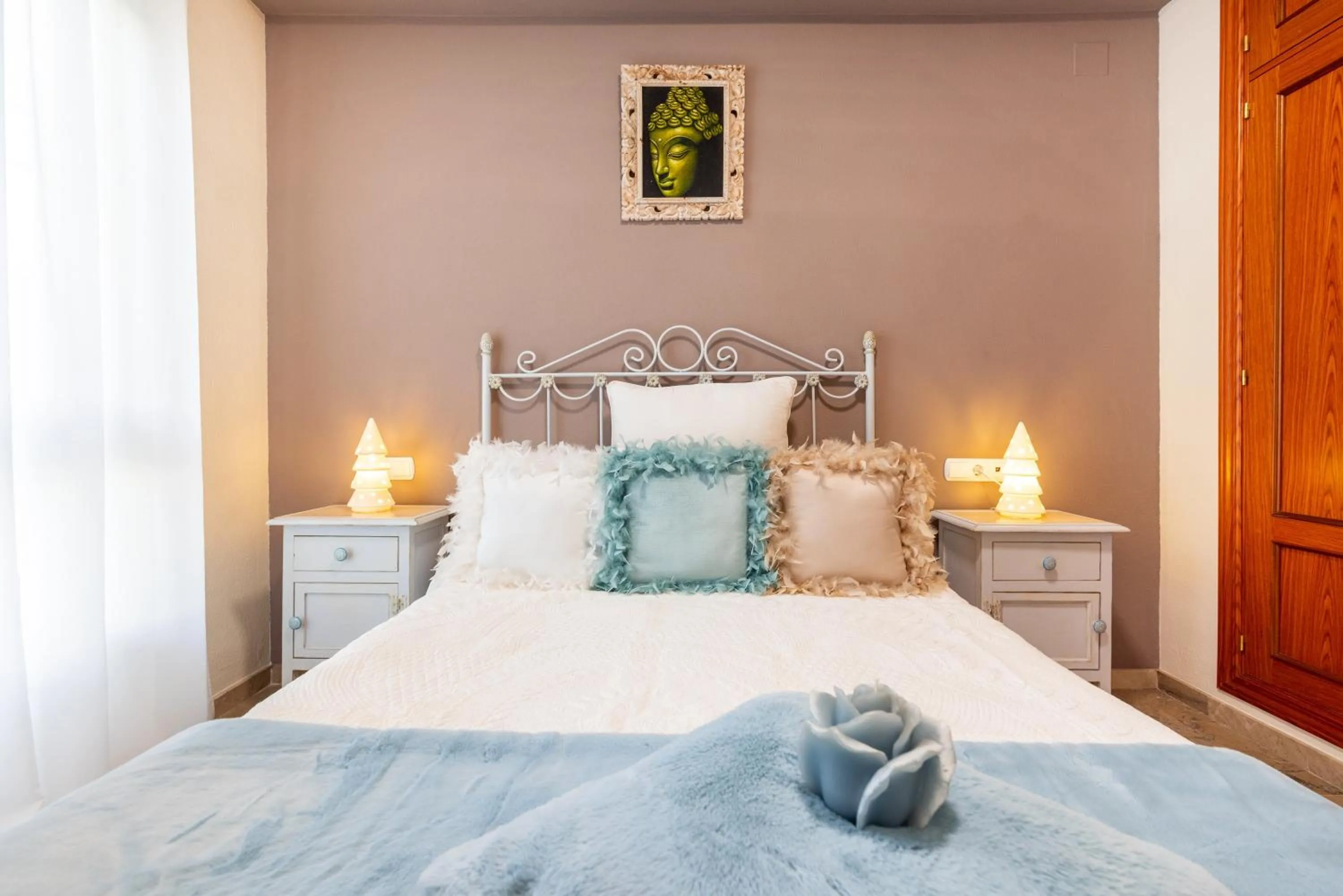 Living room, Bed in Colina del Bajondillo