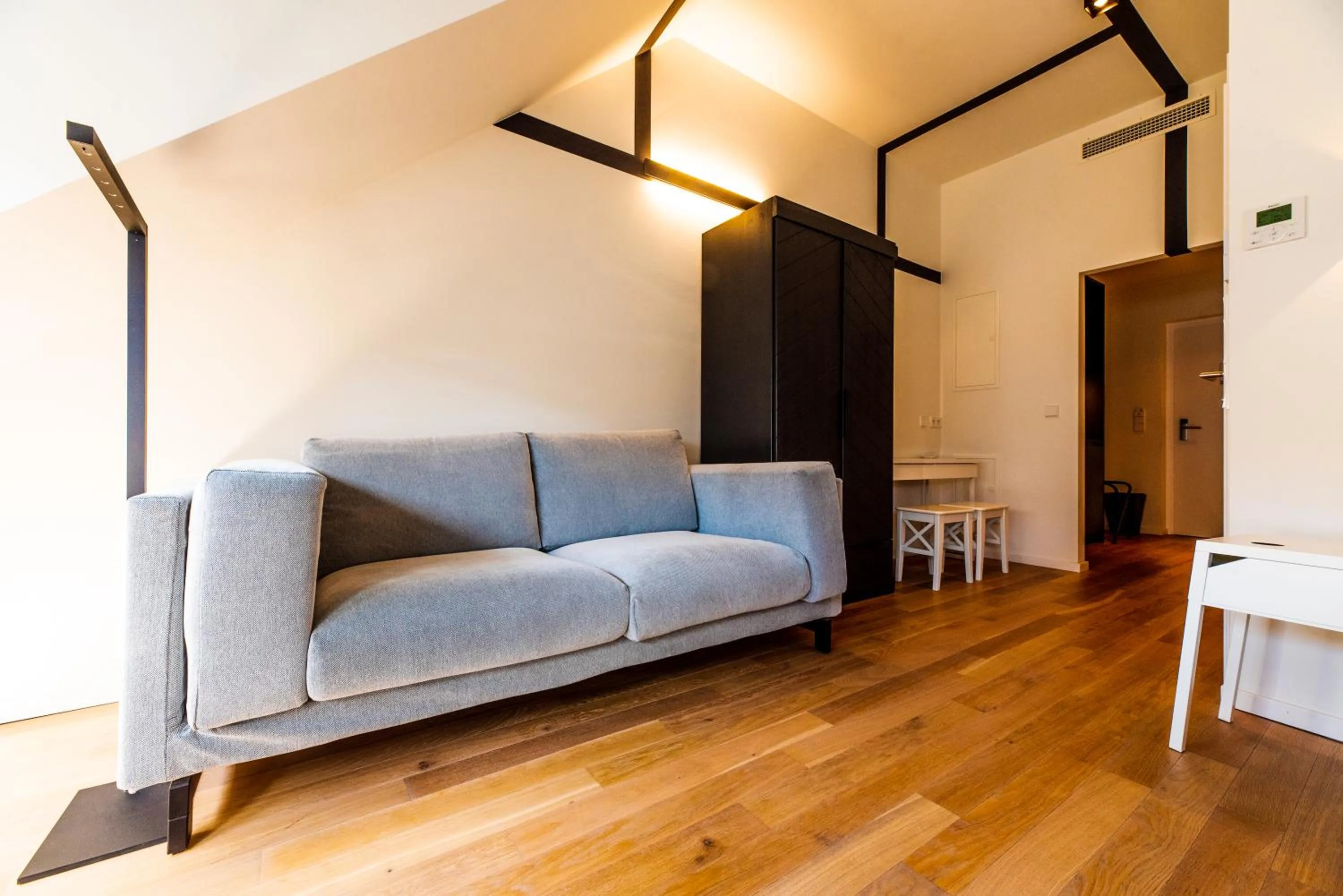 Seating area in Blackhome Graz I contactless check-in