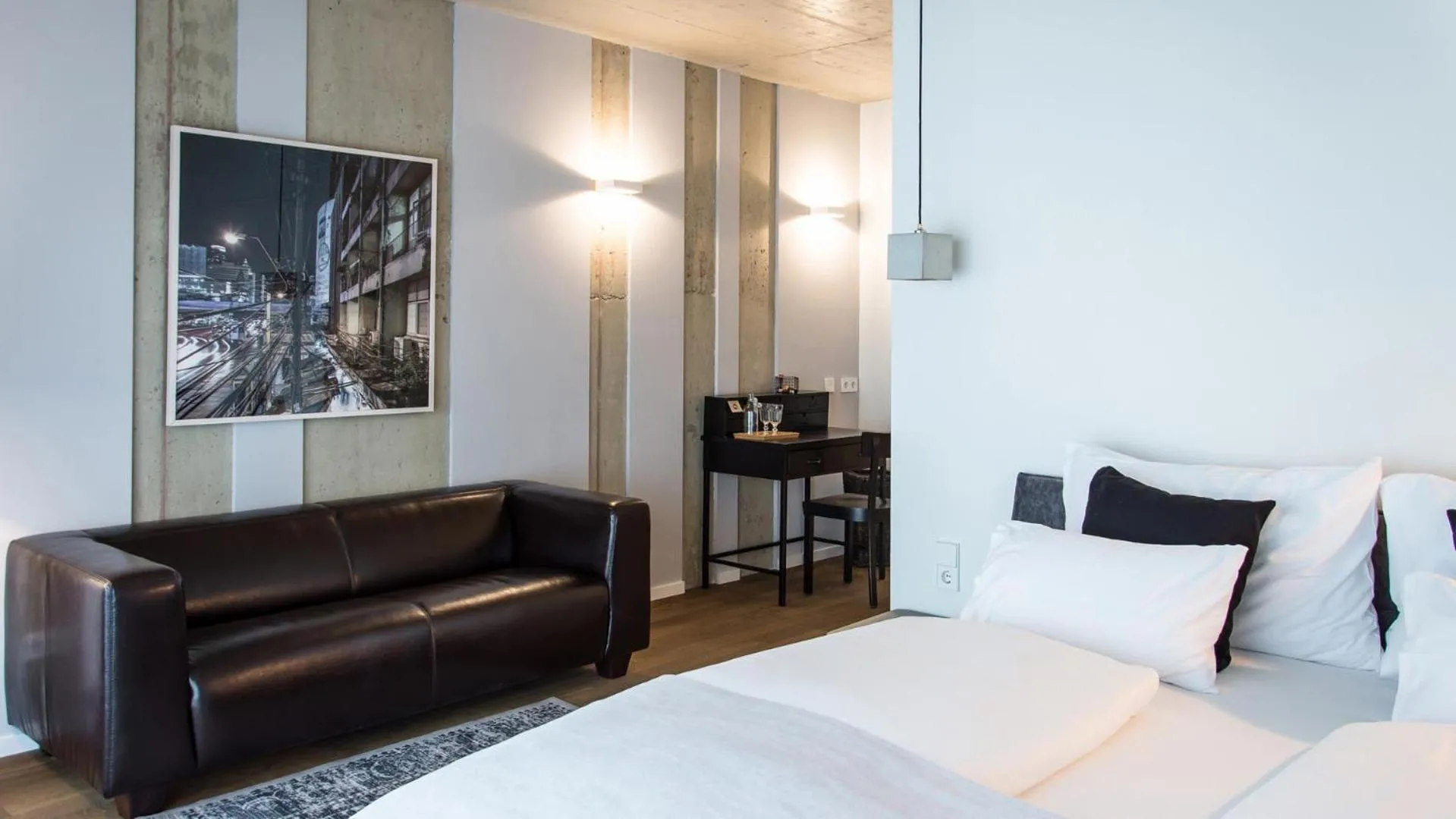 Seating area, Bed in Blackhome Graz I contactless check-in