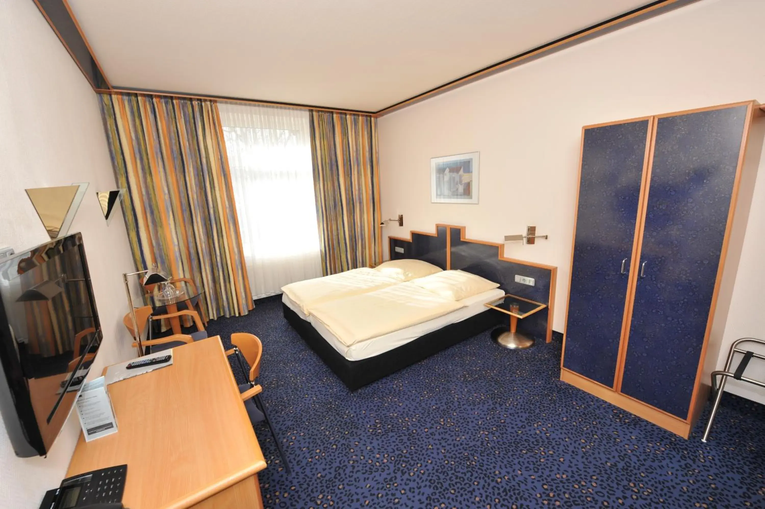 Quiet Double Room in Insel Hotel Quiet Double Room in Insel Hotel