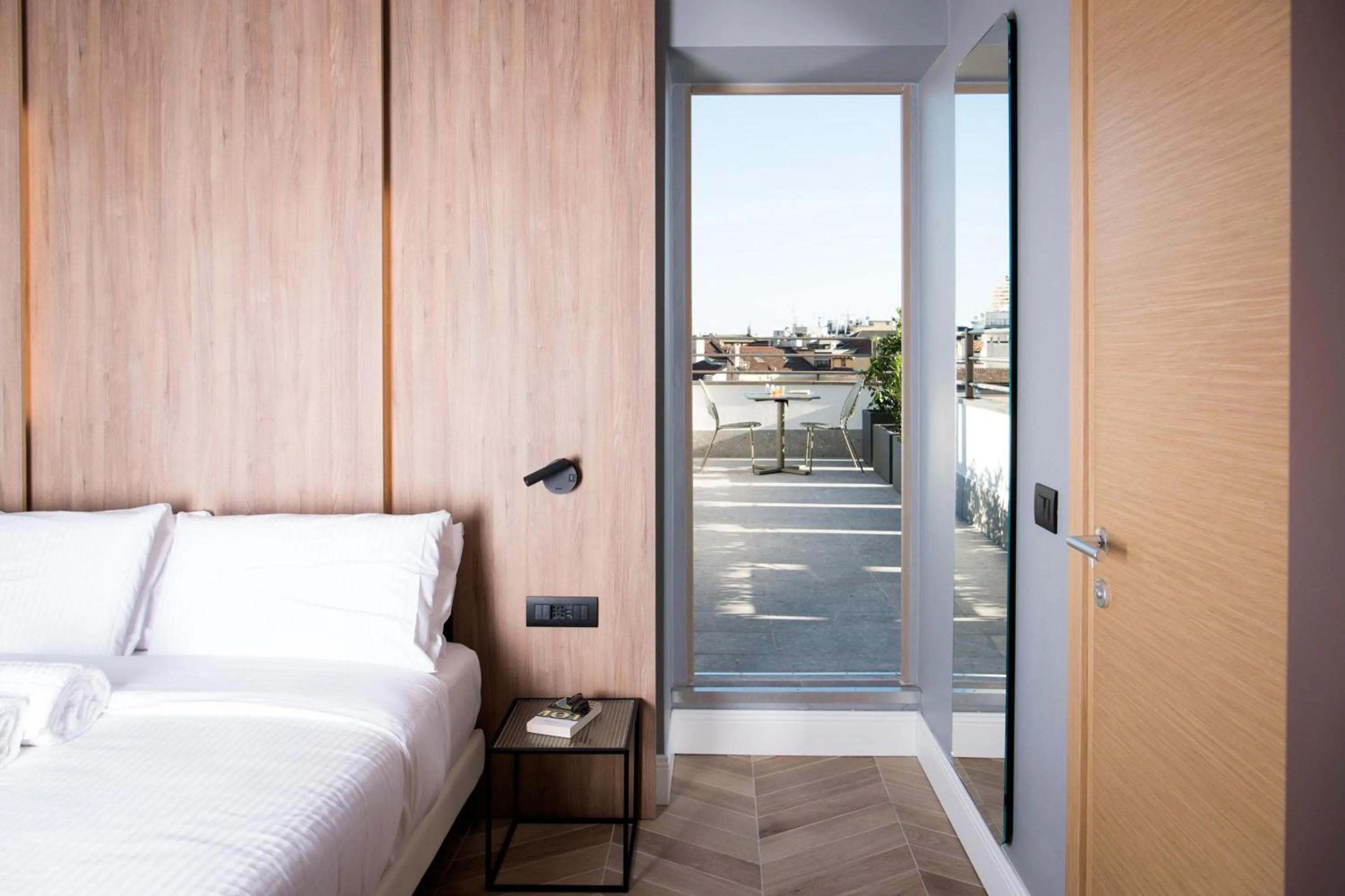 Photo of the whole room, Bed in B&B Hotel Milano City Center Duomo