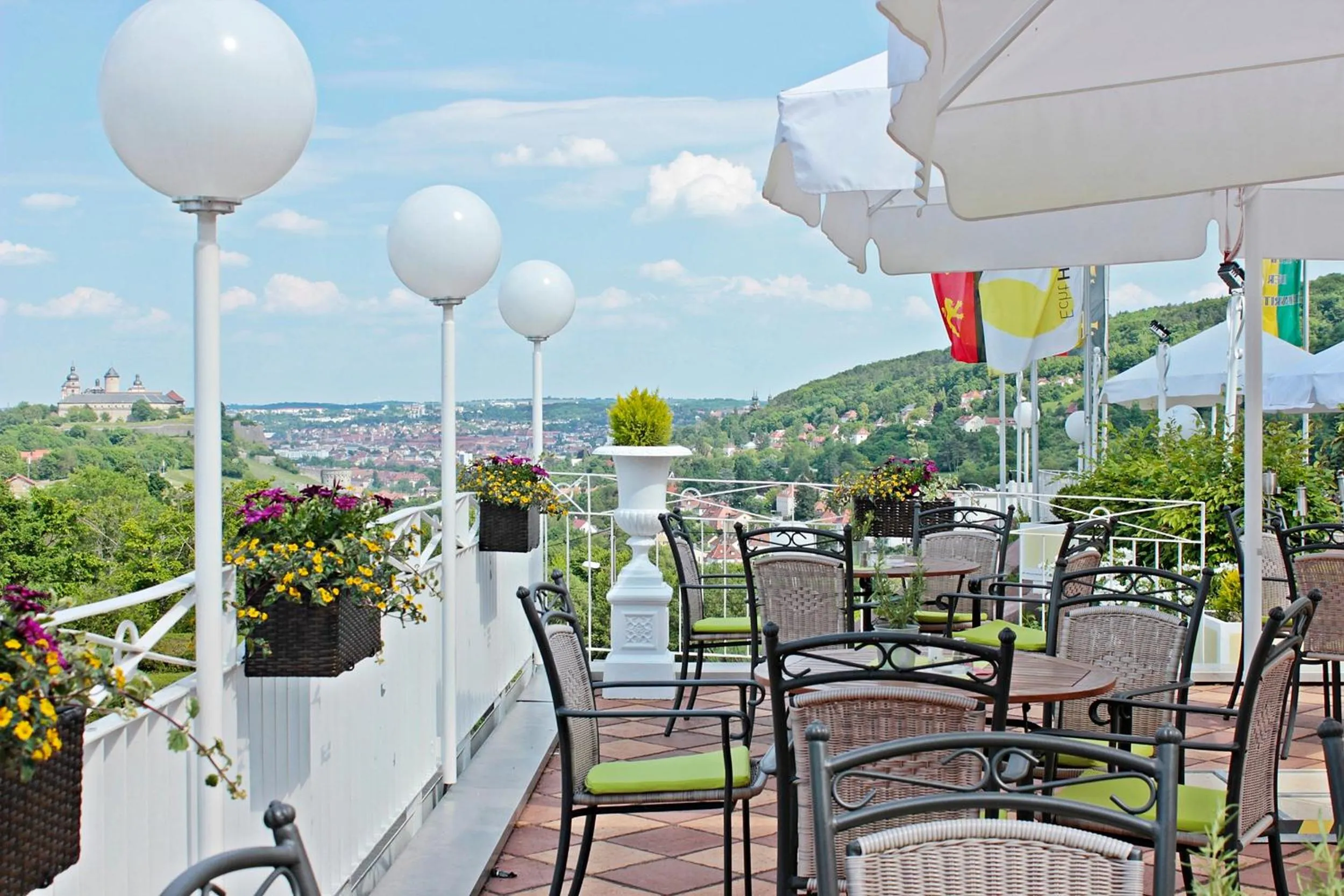 Balcony/Terrace in Hotel Wittelsbacher Höh