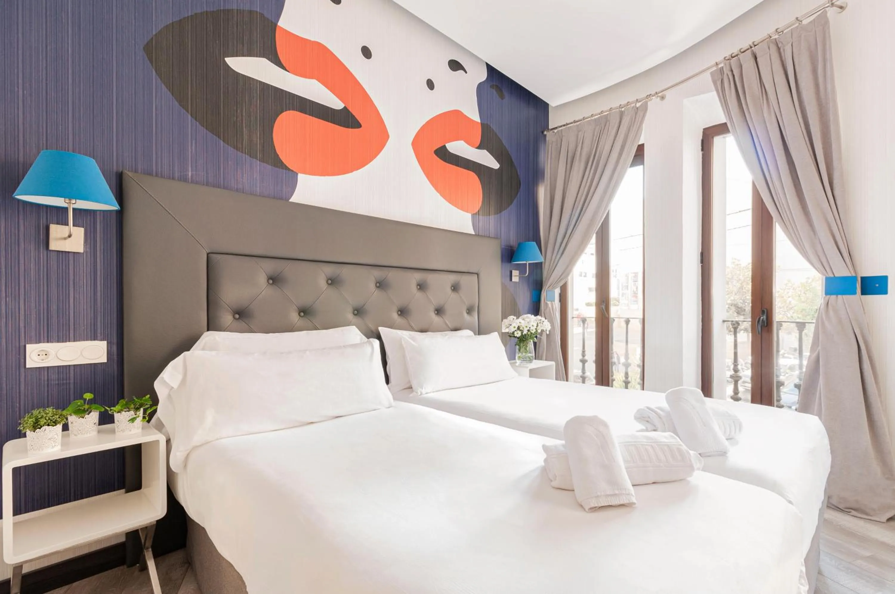 Bed in Oh Nice Revellin Ceuta