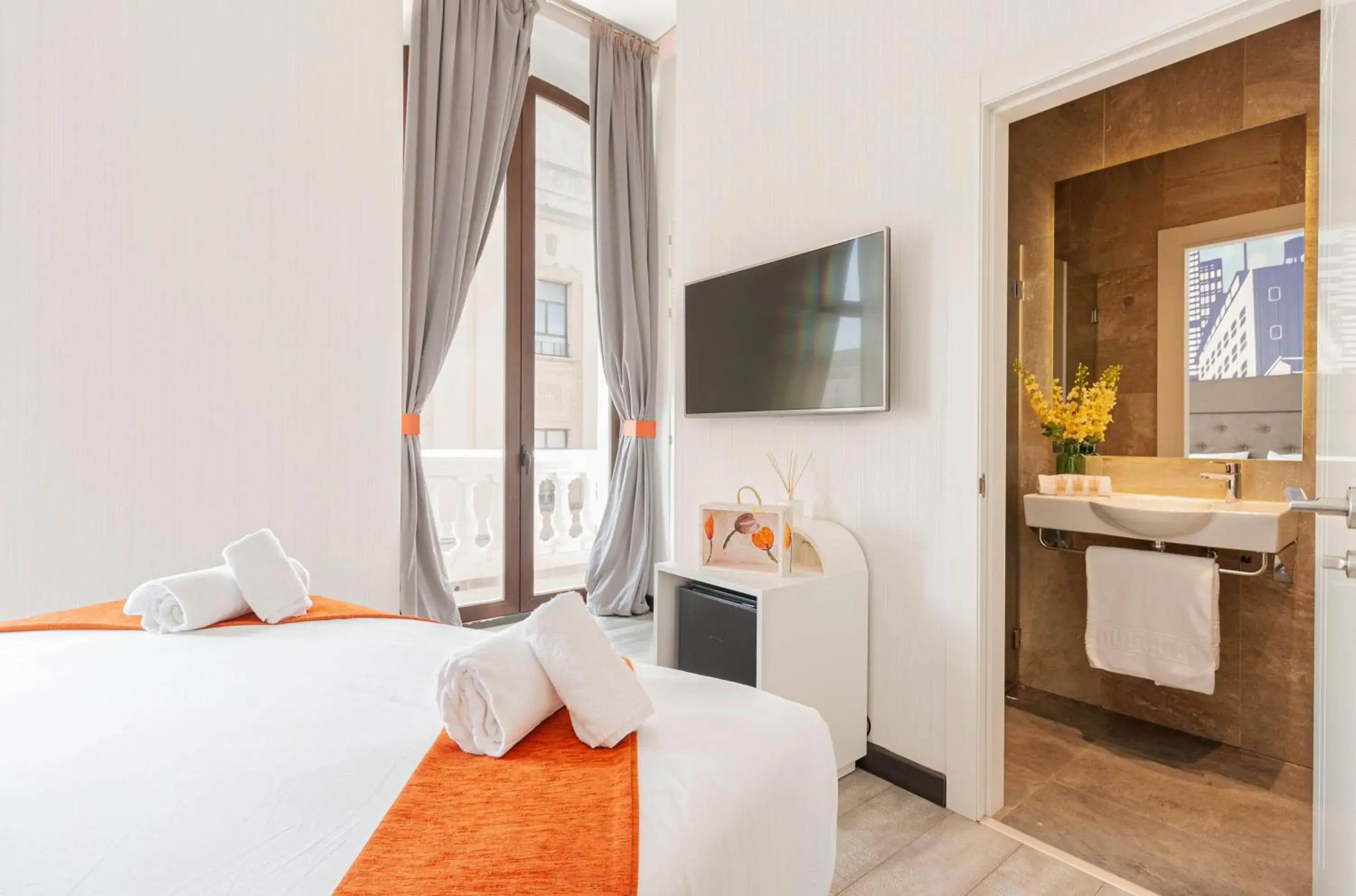 Bed in Oh Nice Revellin Ceuta Bed in Oh Nice Revellin Ceuta