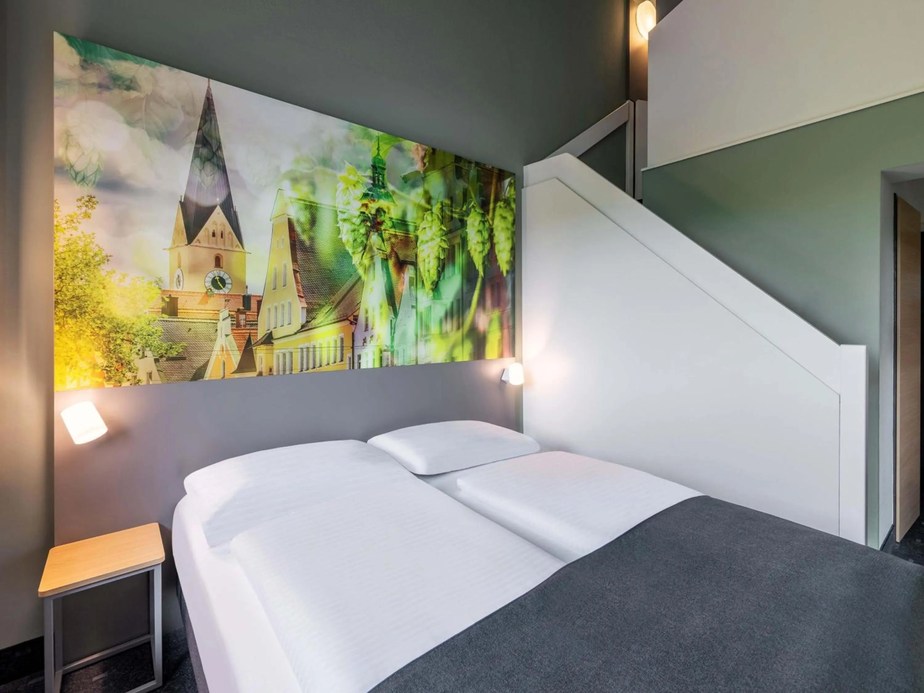 Photo of the whole room, Bed in B&B Hotel Ingolstadt-Ost