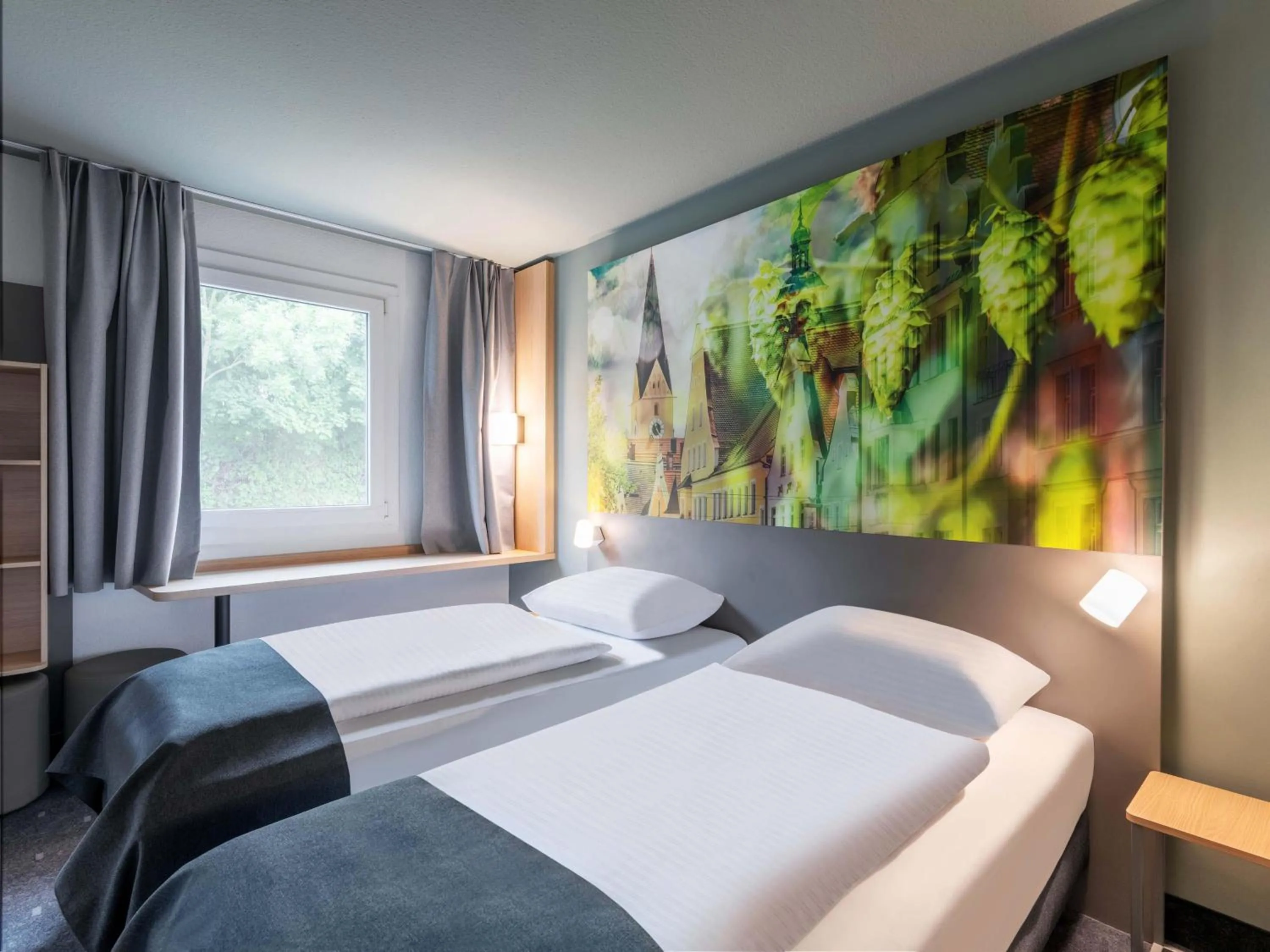 Photo of the whole room, Bed in B&B Hotel Ingolstadt-Ost