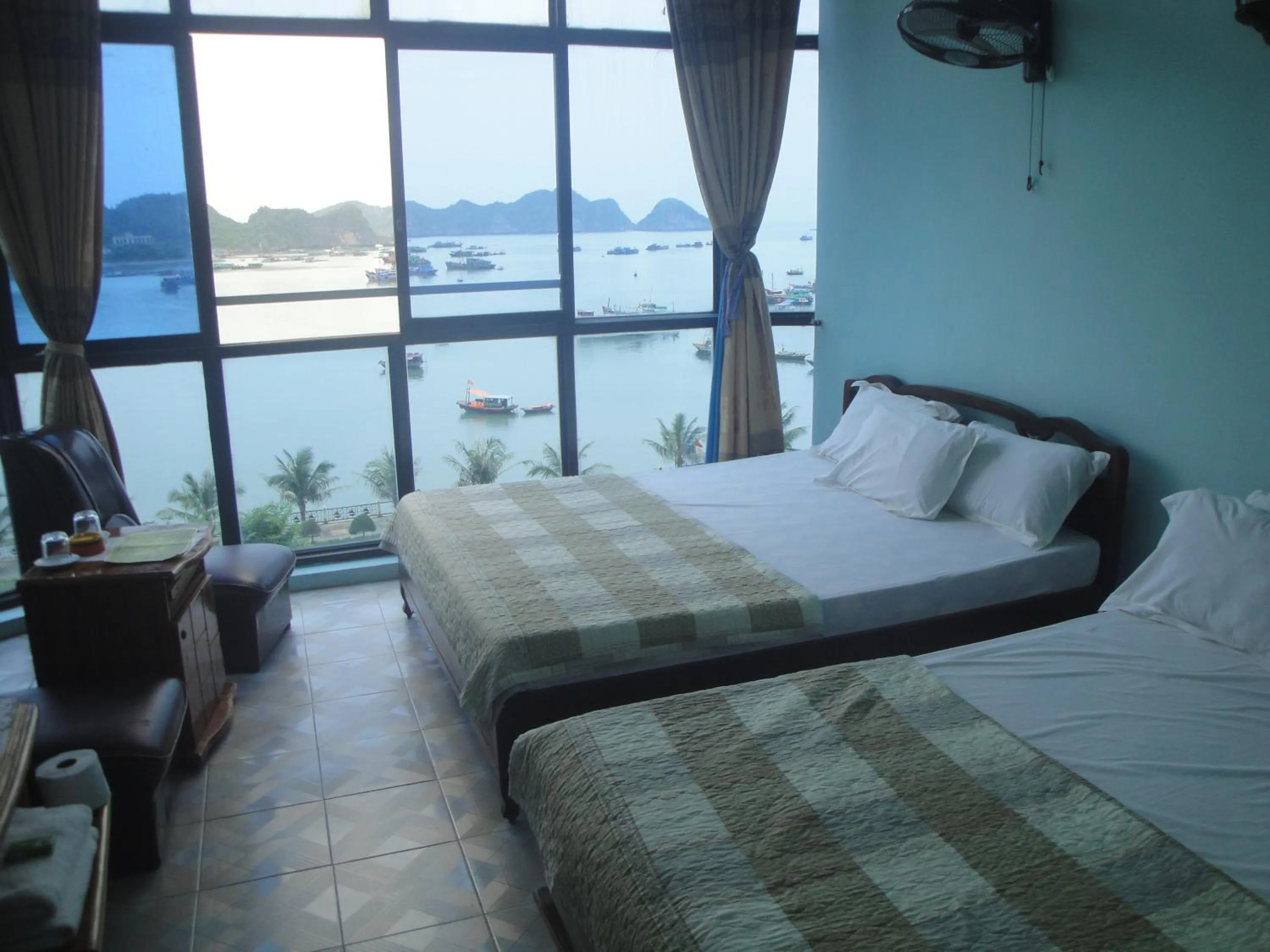 Mountain view, Bed in Phuong Mai Family Hotel