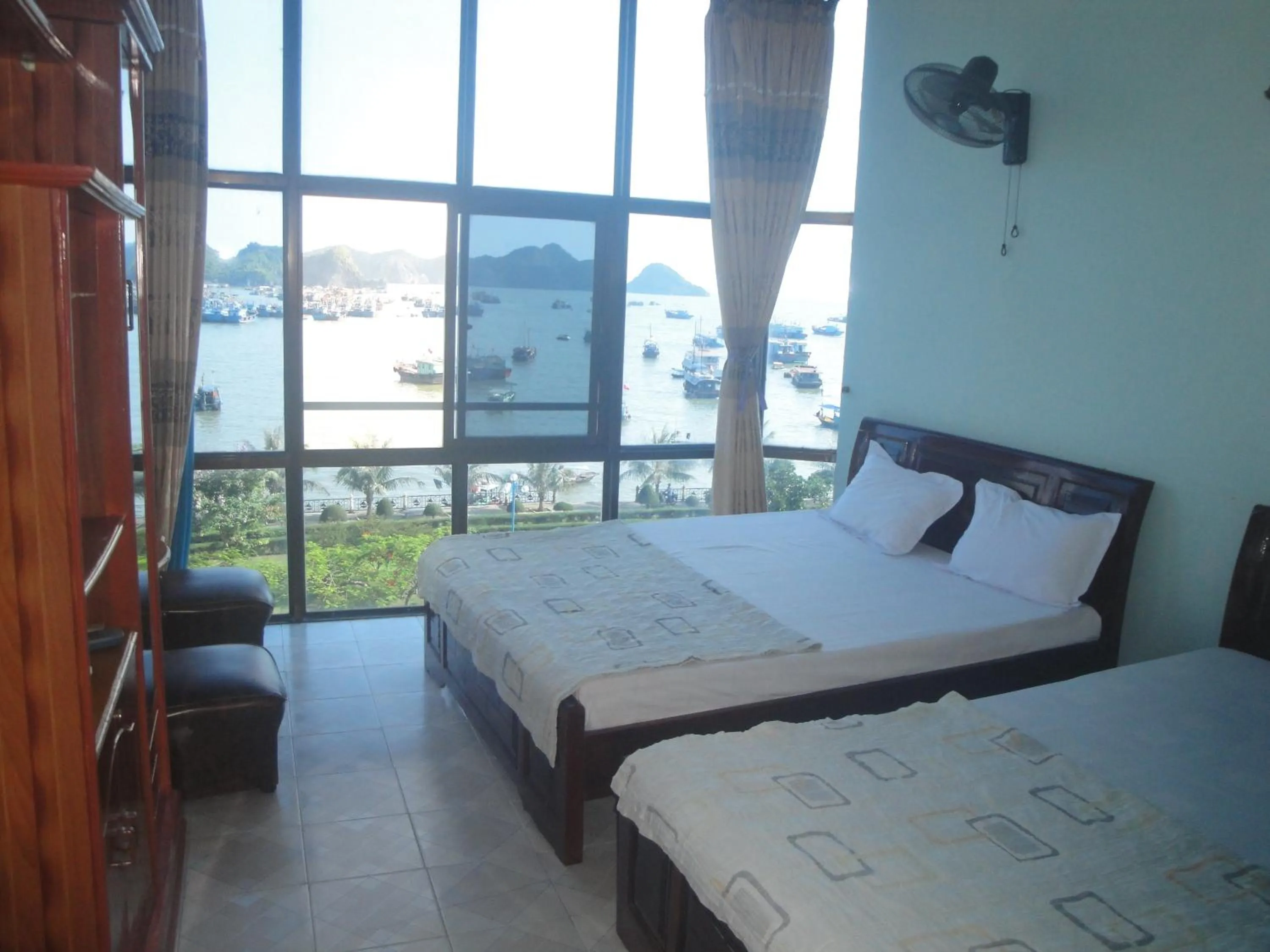 View (from property/room), Bed in Phuong Mai Family Hotel