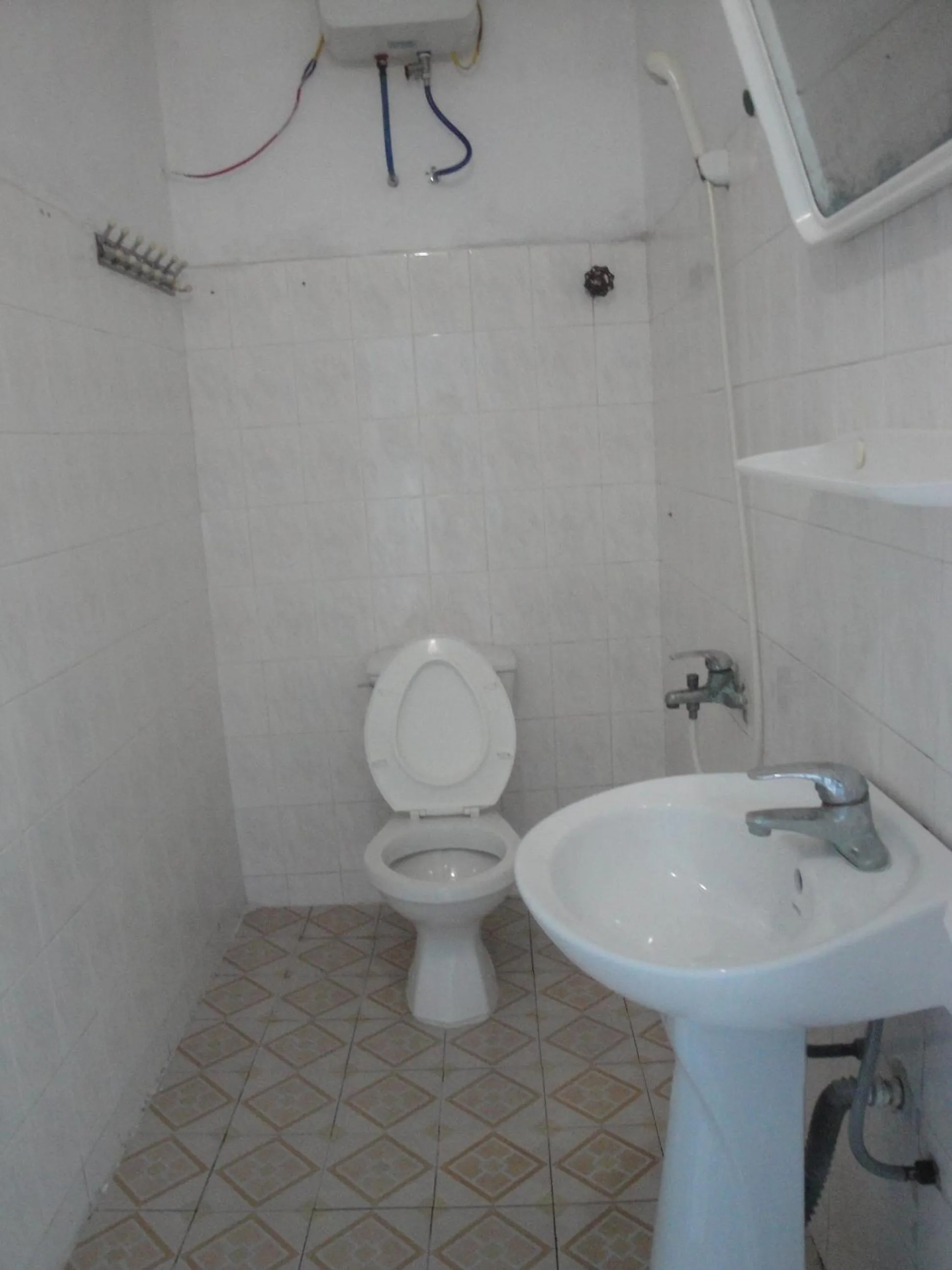 Toilet in Phuong Mai Family Hotel