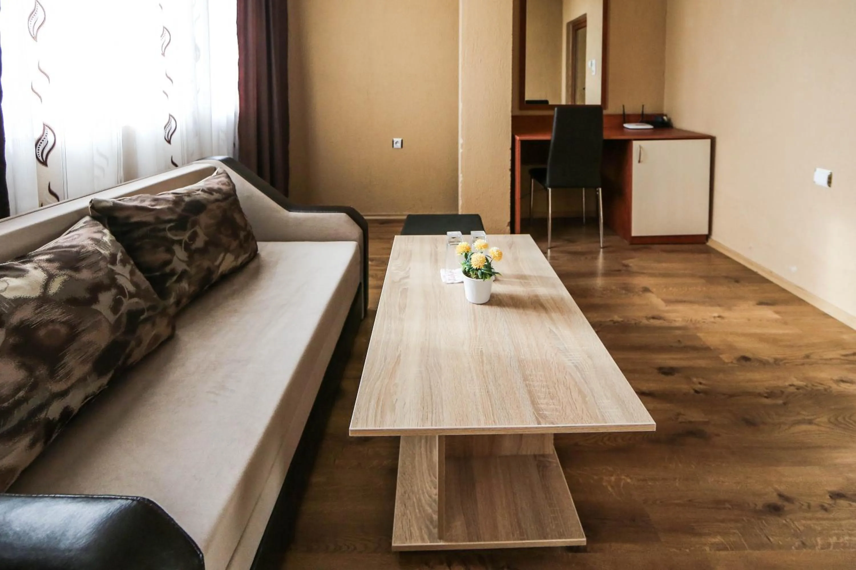 Sharkov Family Hotel