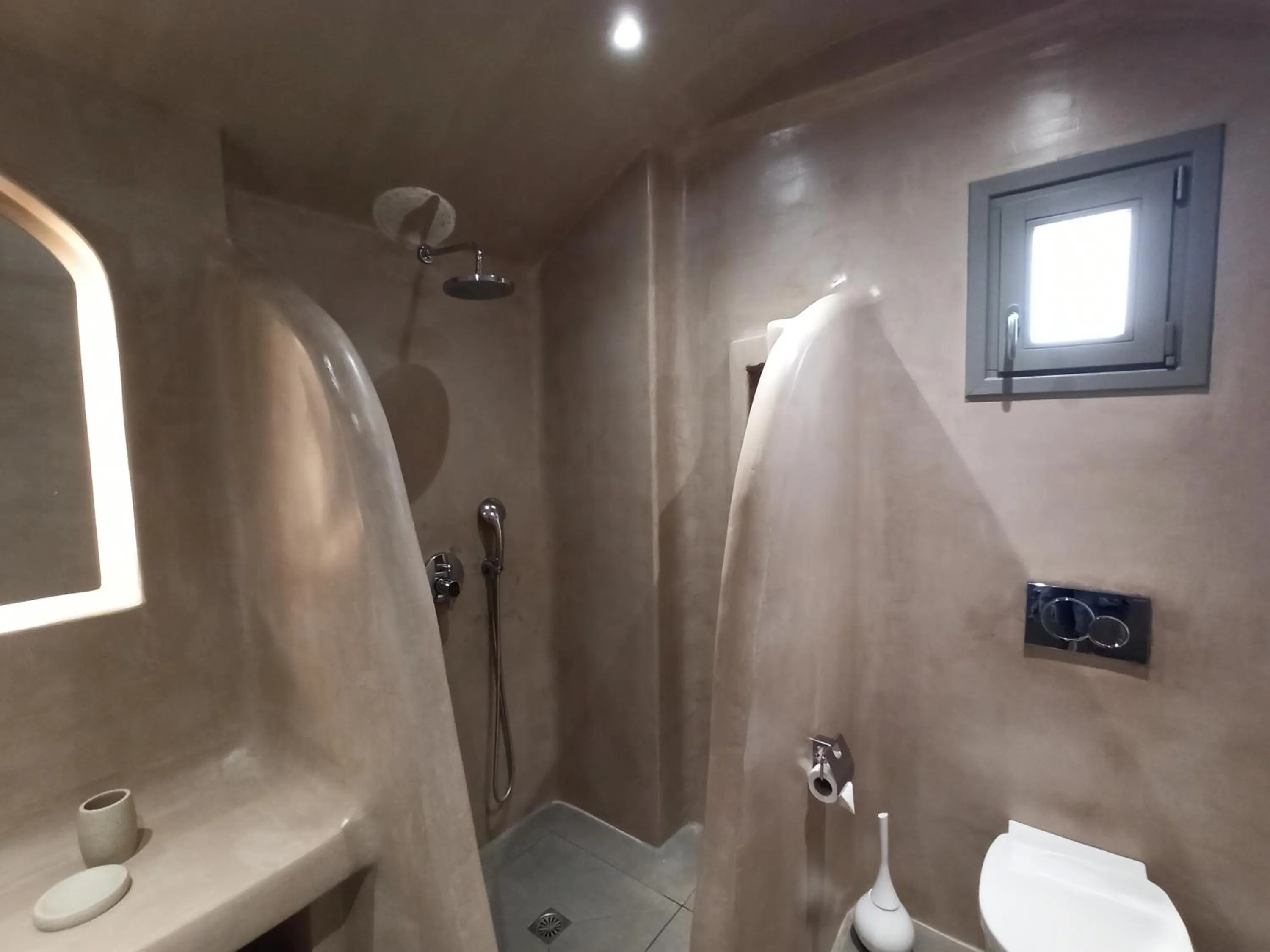 Bathroom in Amphitrite Suites Santorini