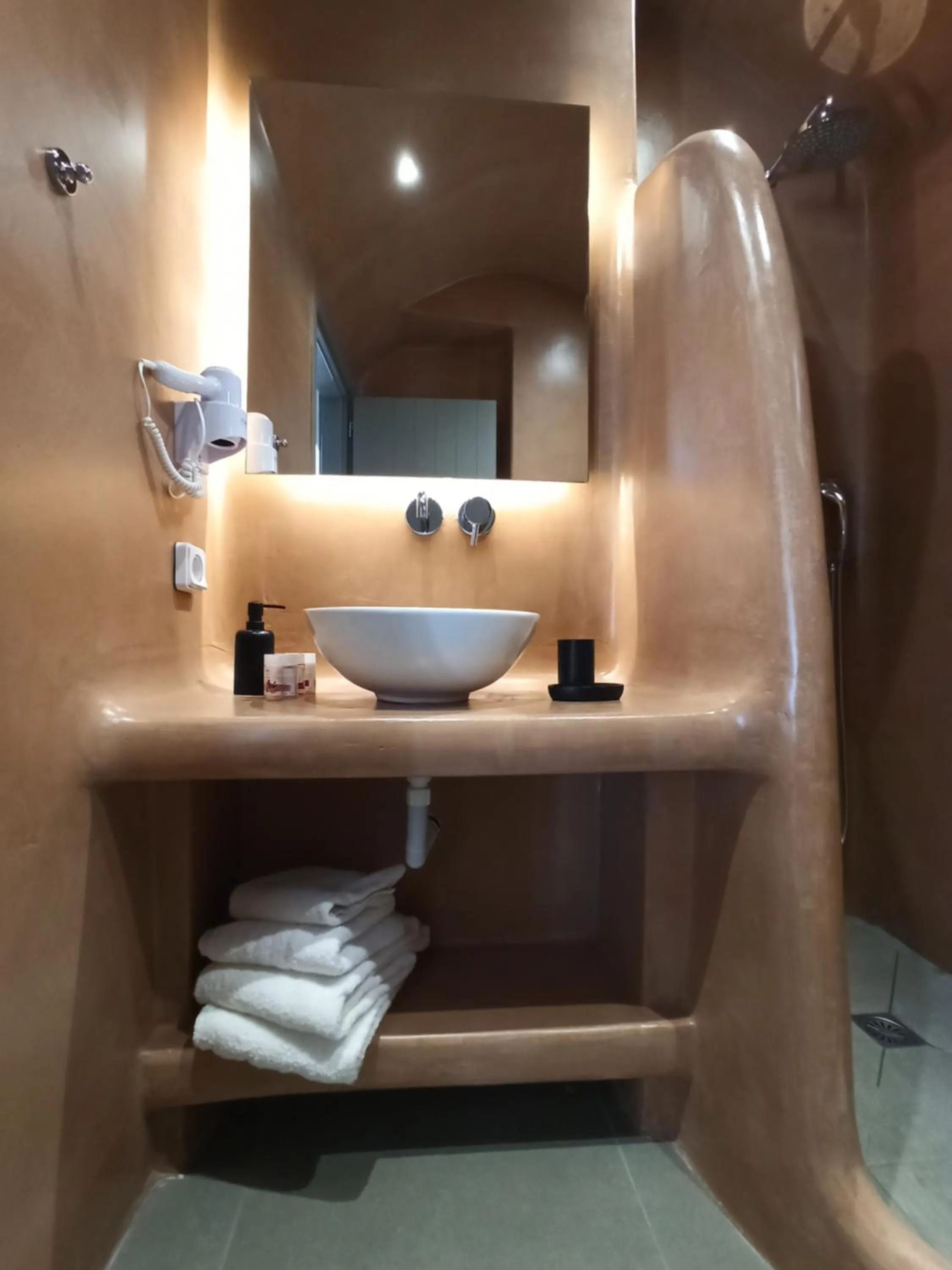 Bathroom in Amphitrite Suites Santorini