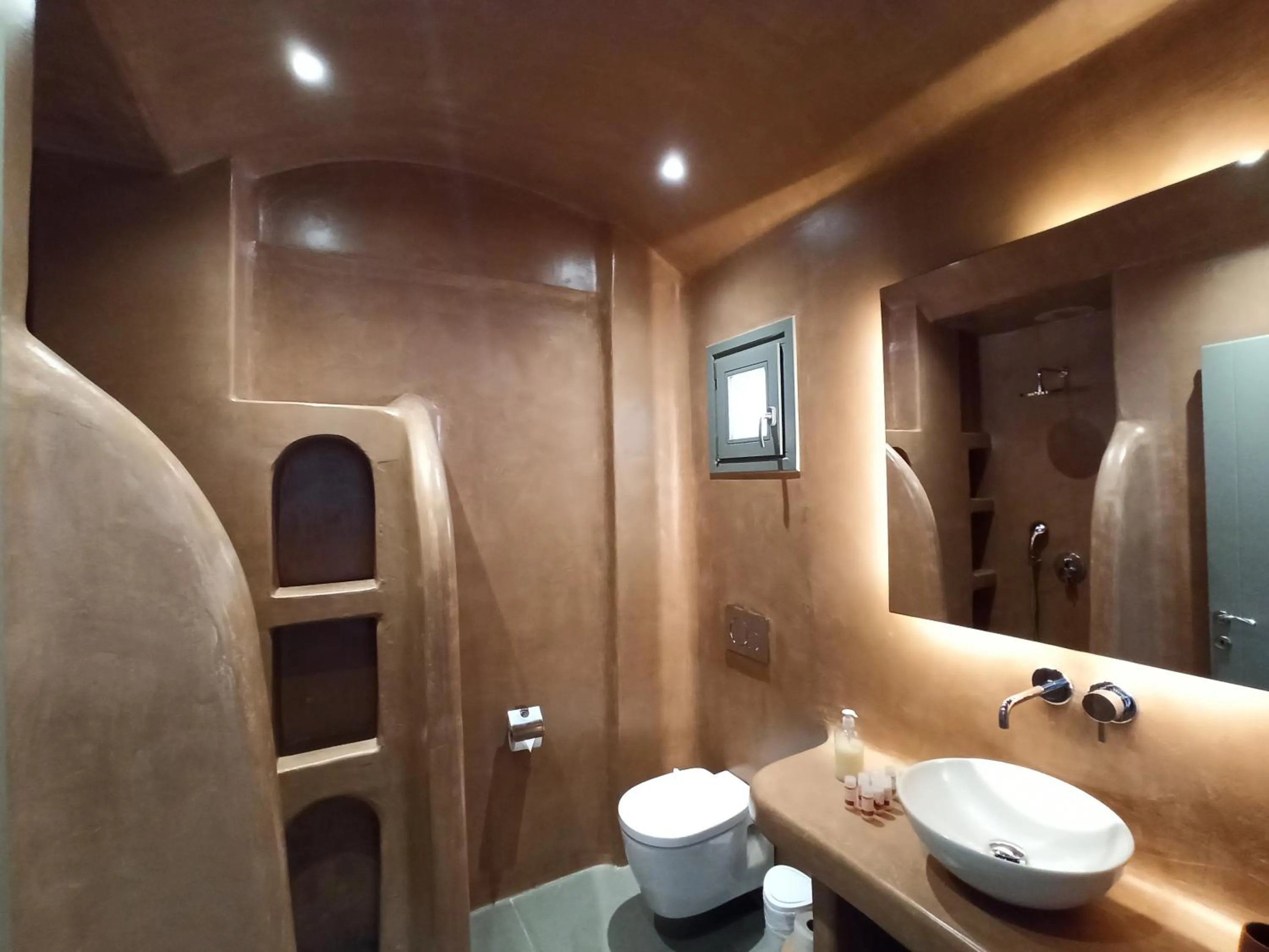 Bathroom in Amphitrite Suites Santorini