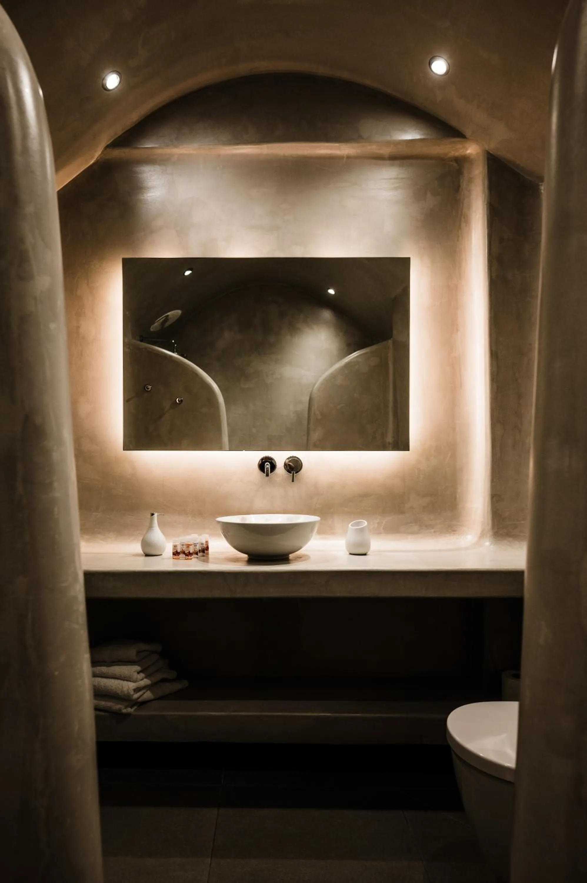 Bathroom in Amphitrite Suites Santorini