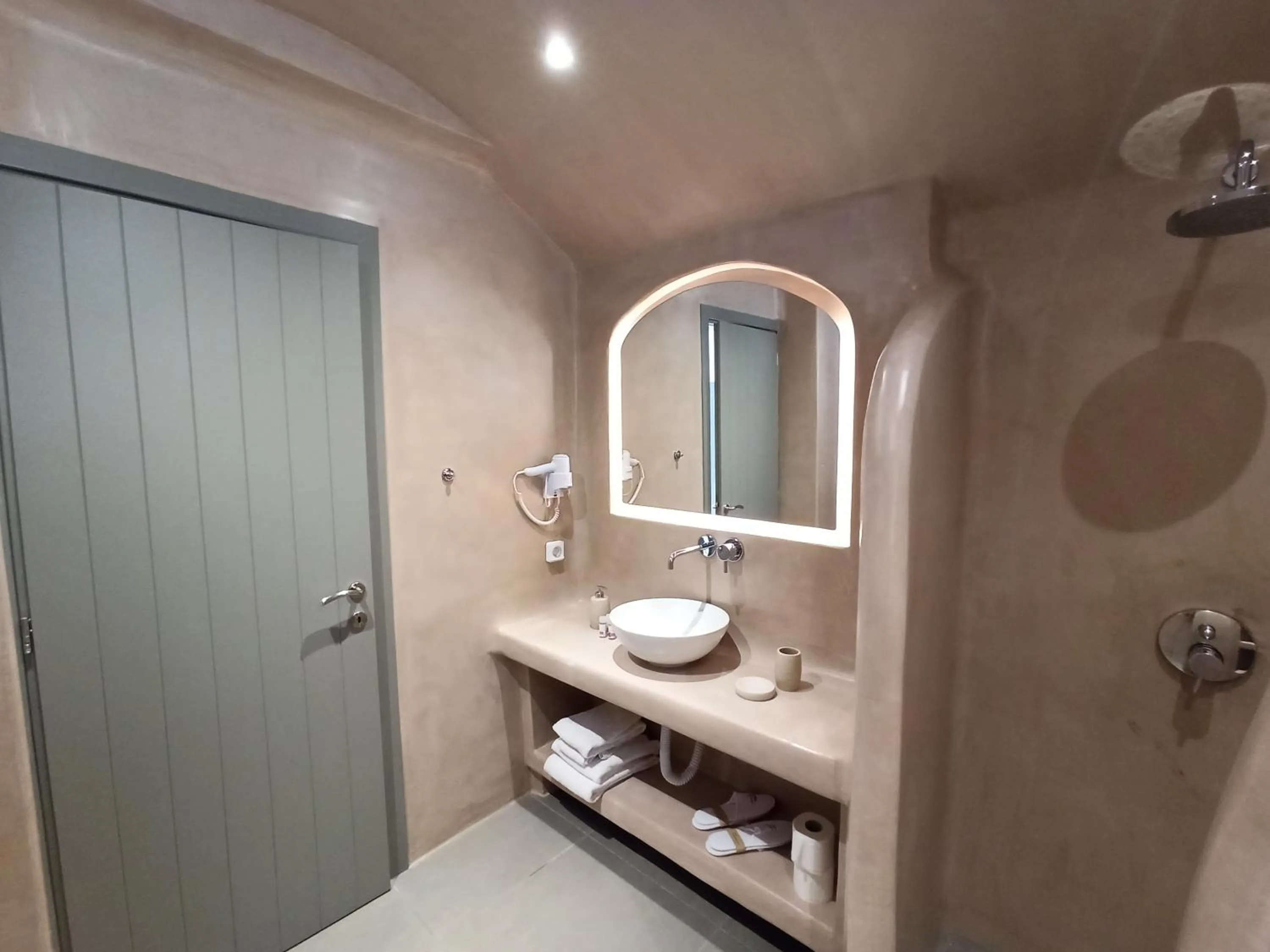Bathroom in Amphitrite Suites Santorini