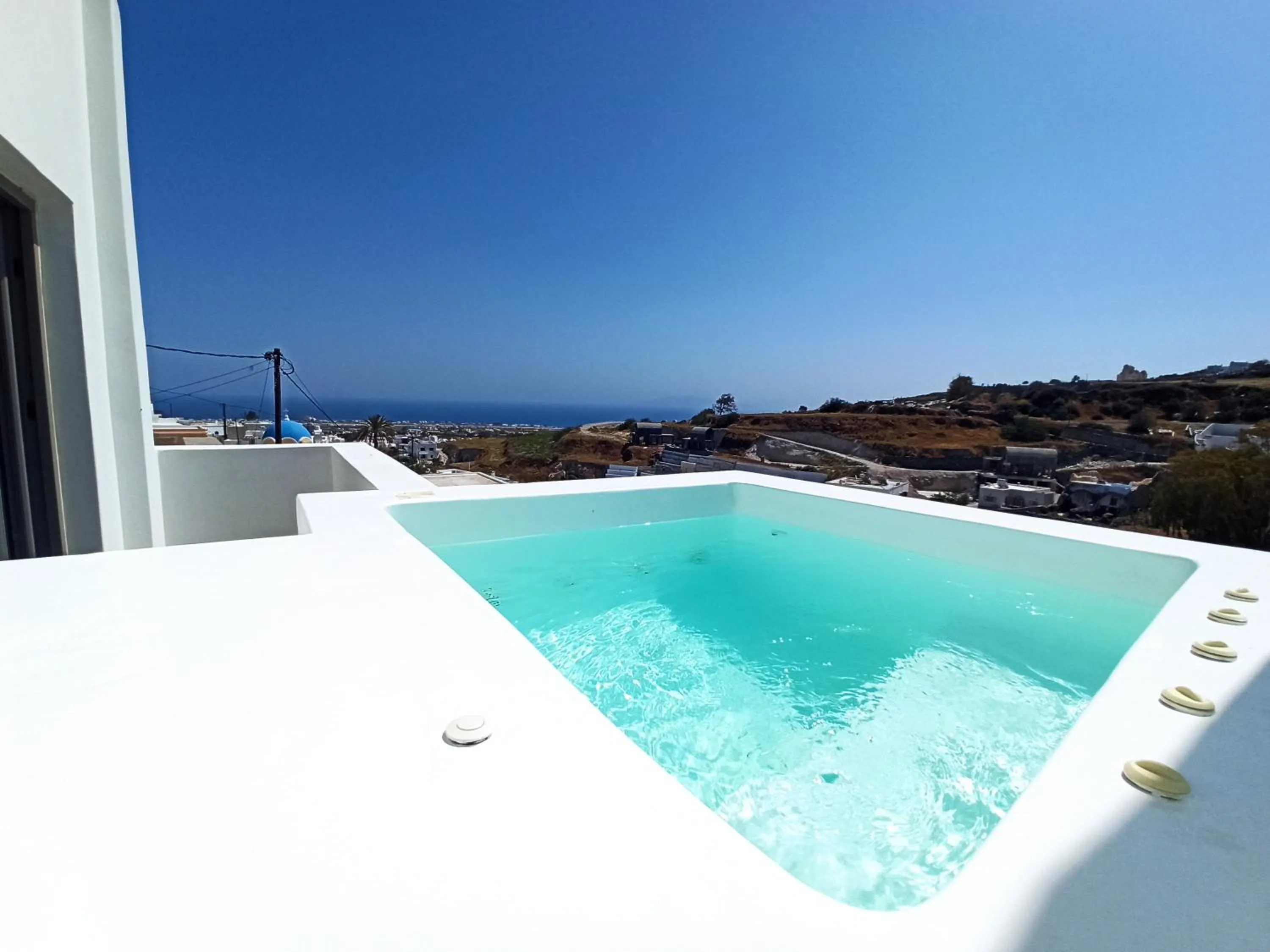 Natural landscape in Amphitrite Suites Santorini