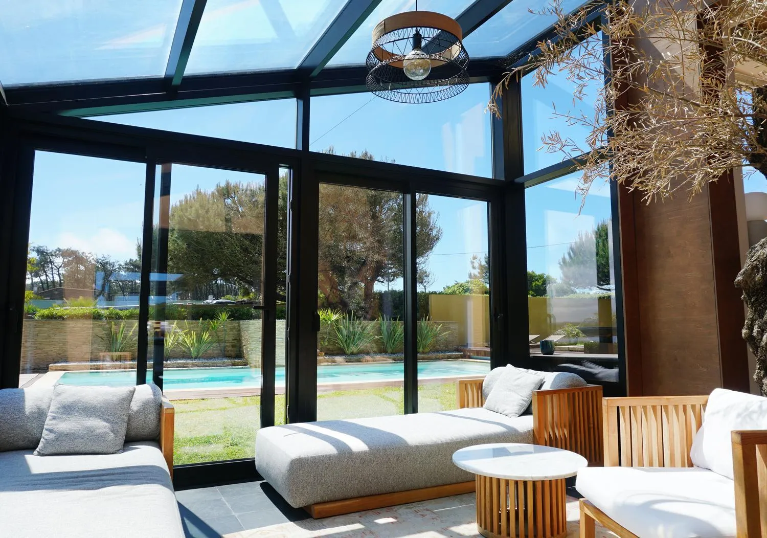 Restaurant/places to eat in Sense of Ofir